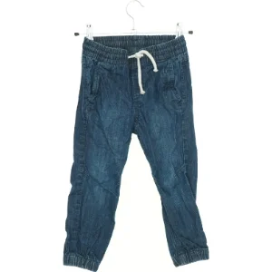 Jeans fra &Denim (str. 104 cm)