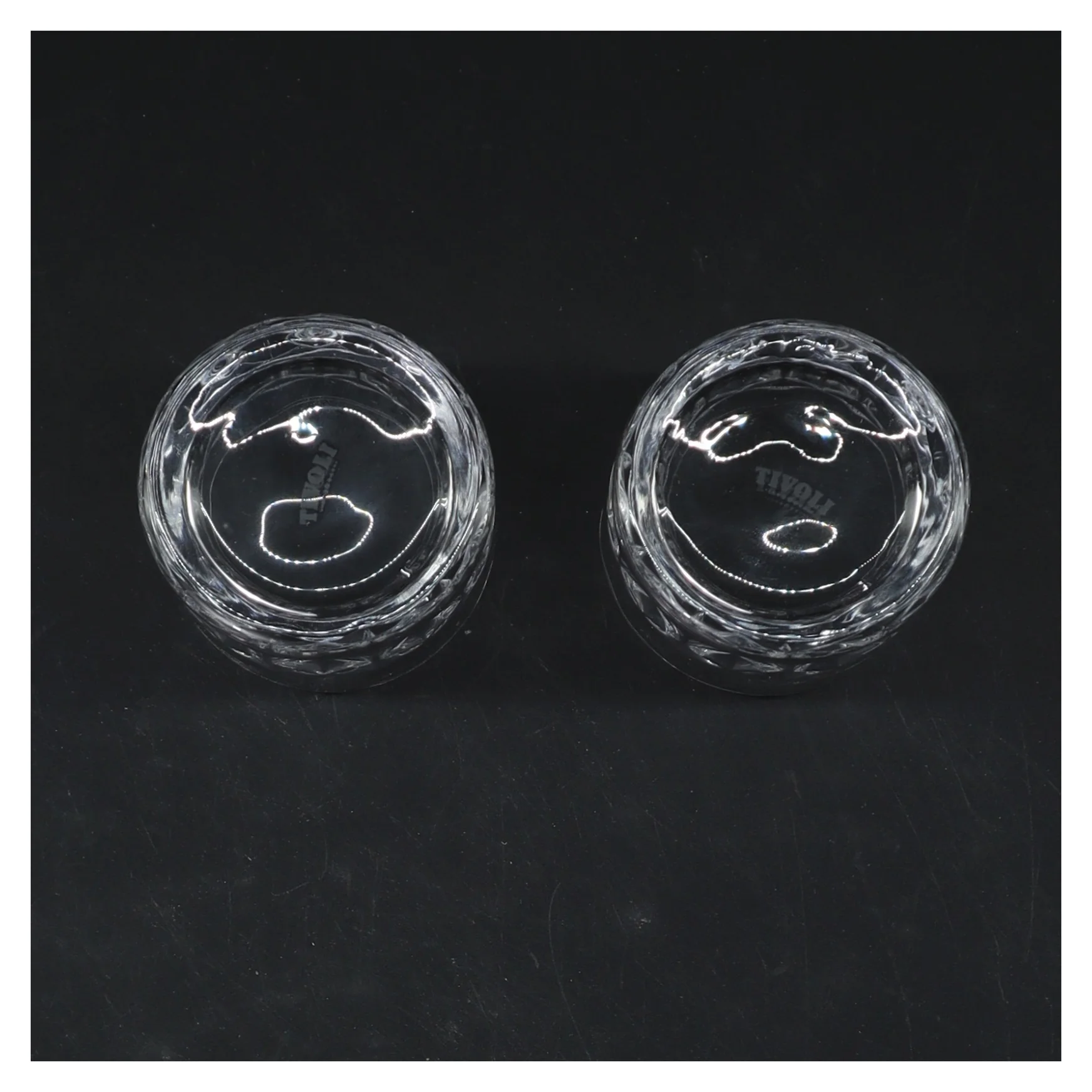 Dekorative glas fra Tivoli (str. Ø. 6 cm. længde. 7 cm)