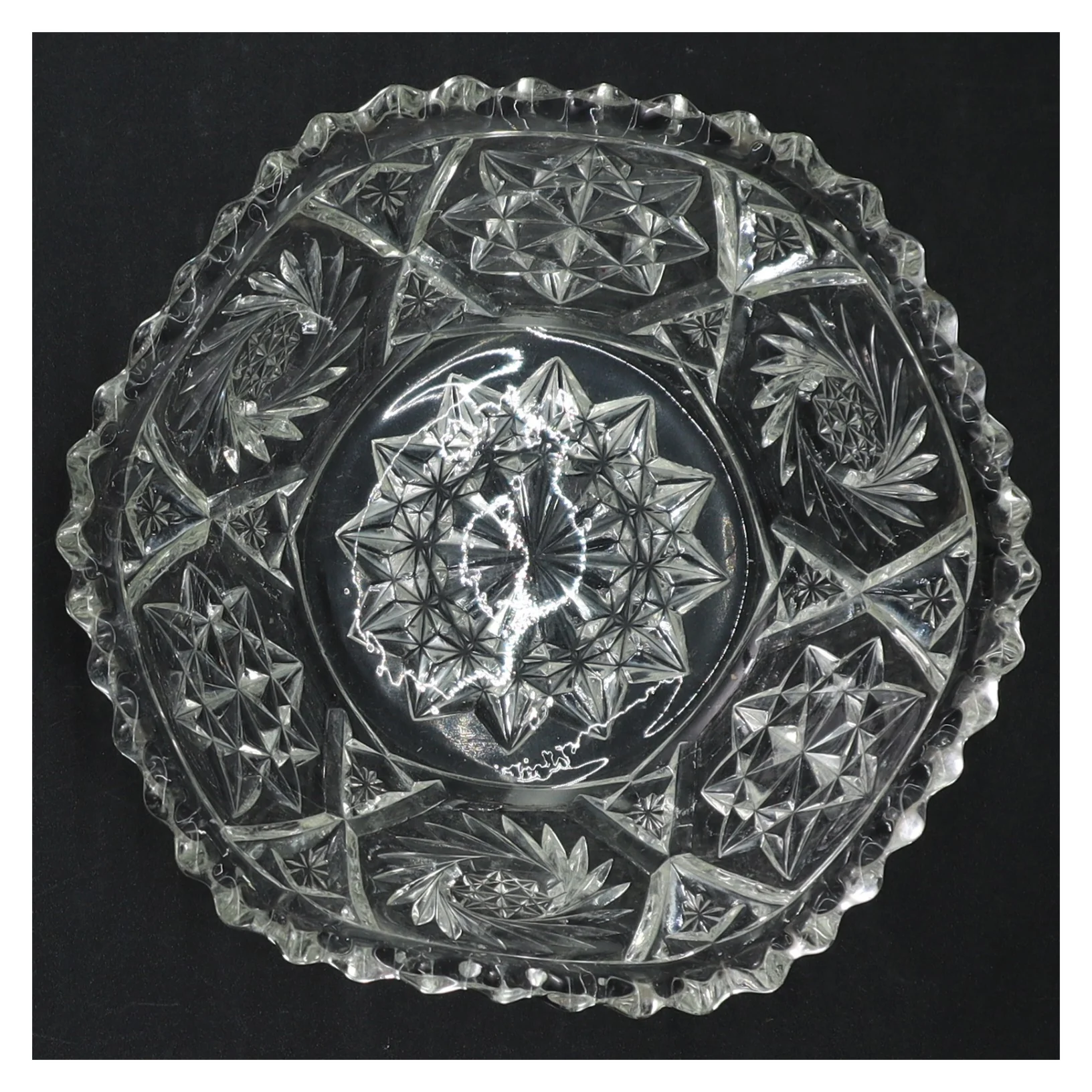 Gl. Krystal skål (str. Ø. 15,5 cm)