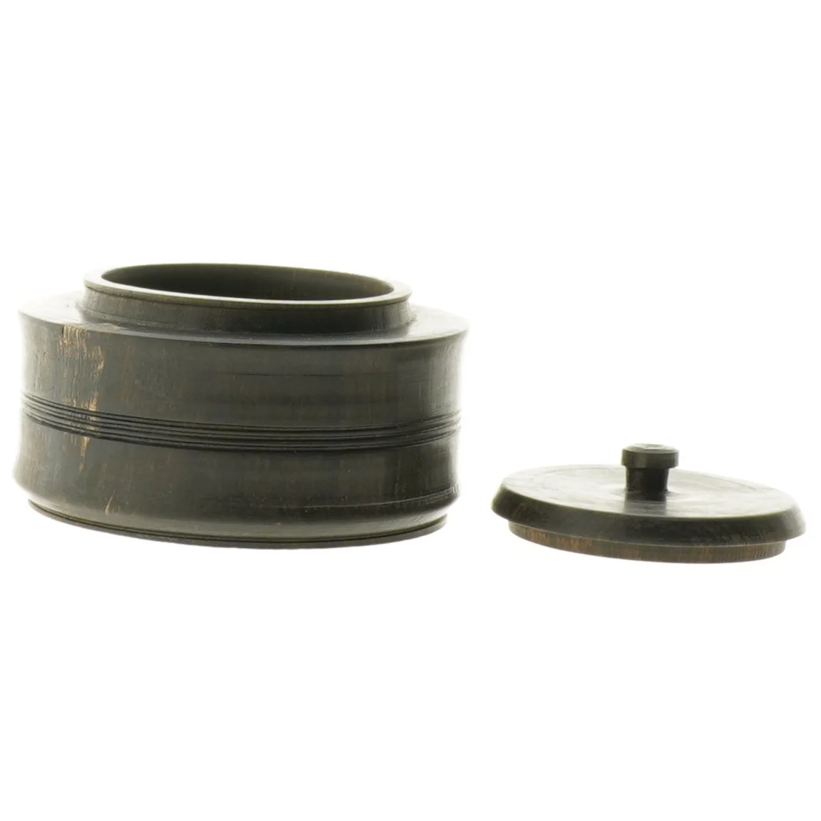 Gl. træ æske med låg (str. Ø. 11 cm. h 6 cm)