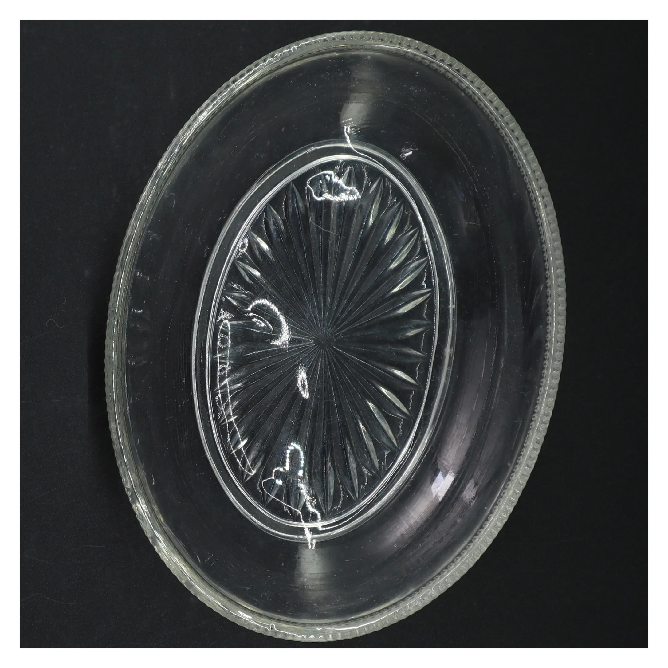 Gl. Glasfad (str. 21,5 x. 15,5 cm)