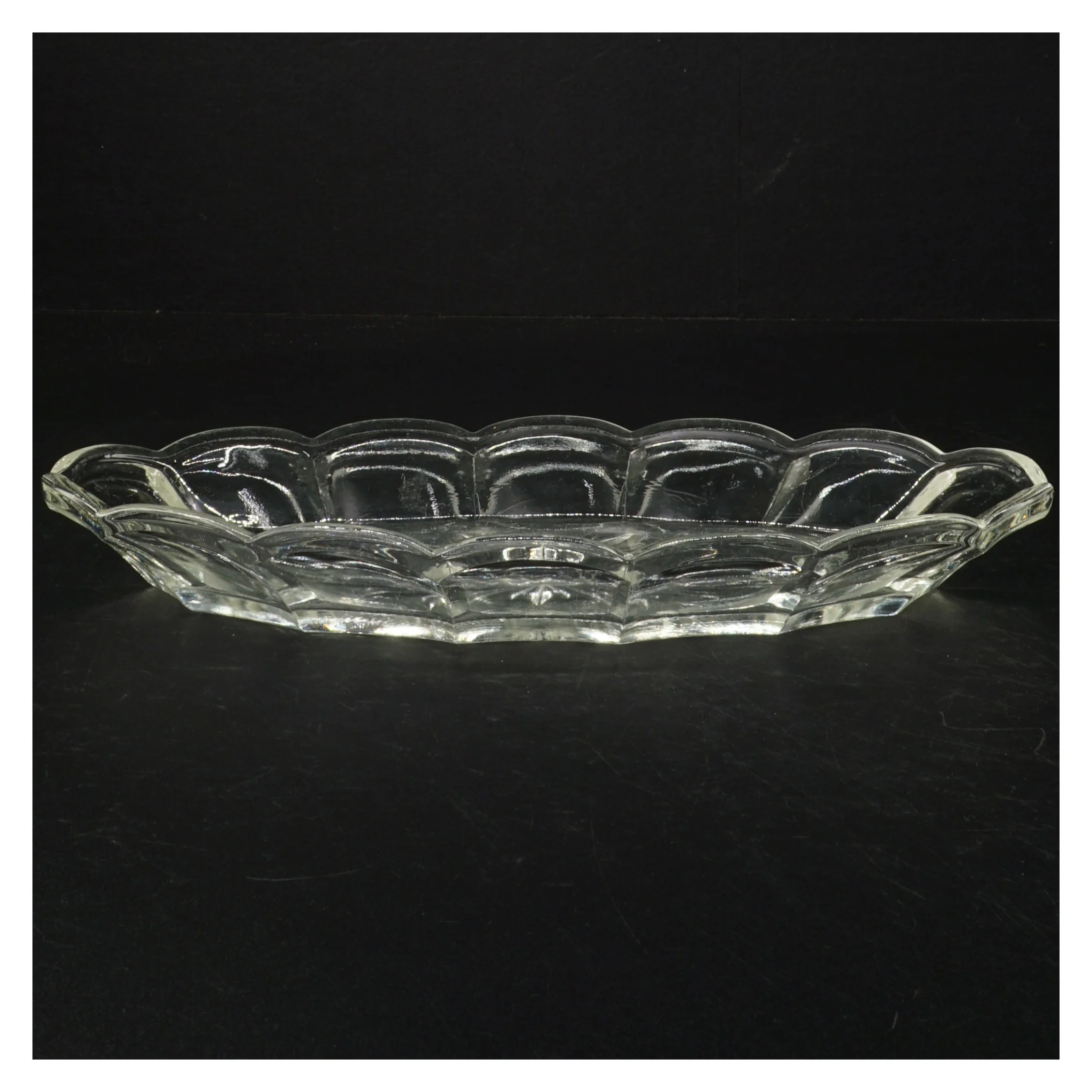 Gl. Glasfad (str. 27 x. 13 cm)