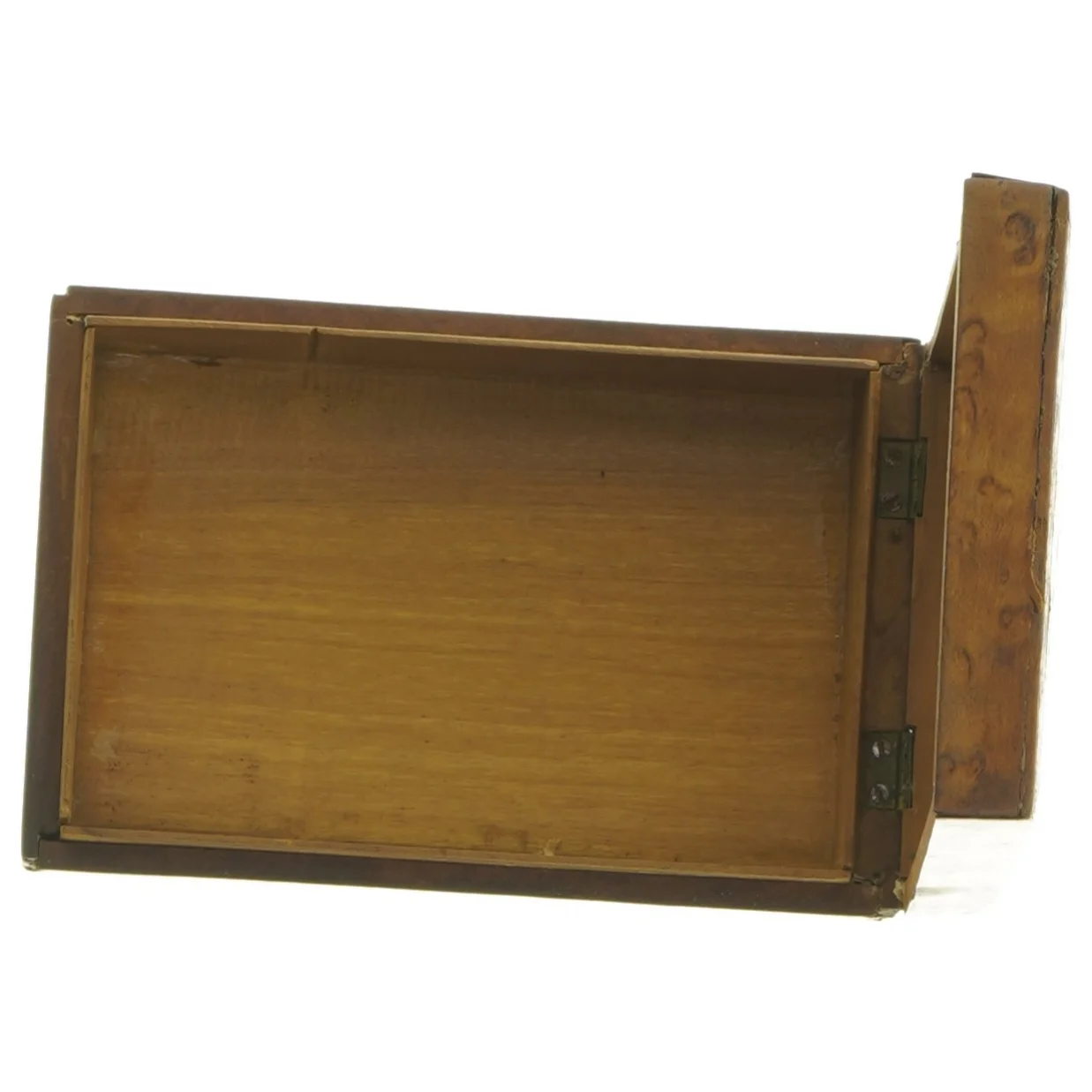 Gl. Trææske med engle på låg (str. 14 x 9 x 4 cm)