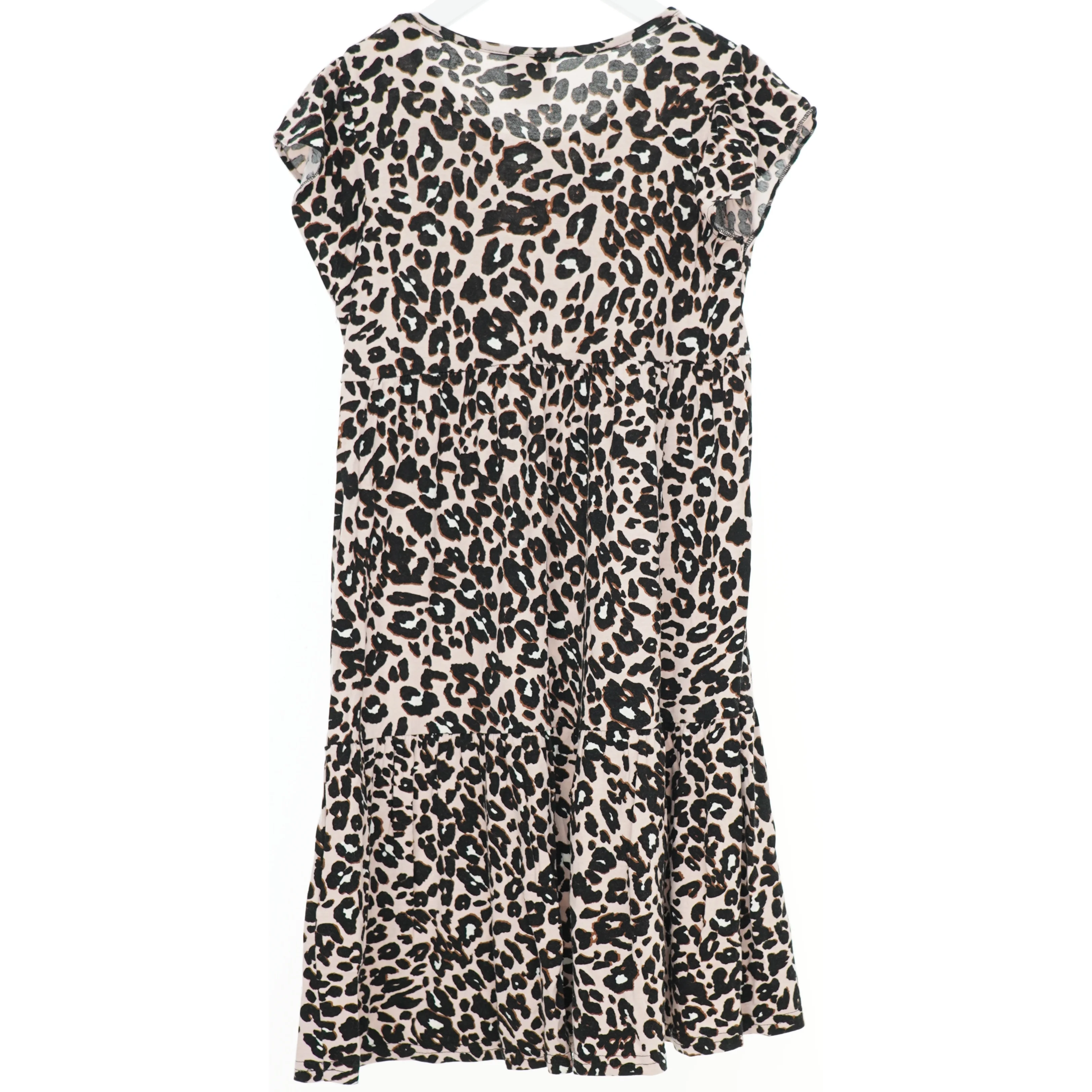 Leopardmønstret kjole fra VRS (str. 122)