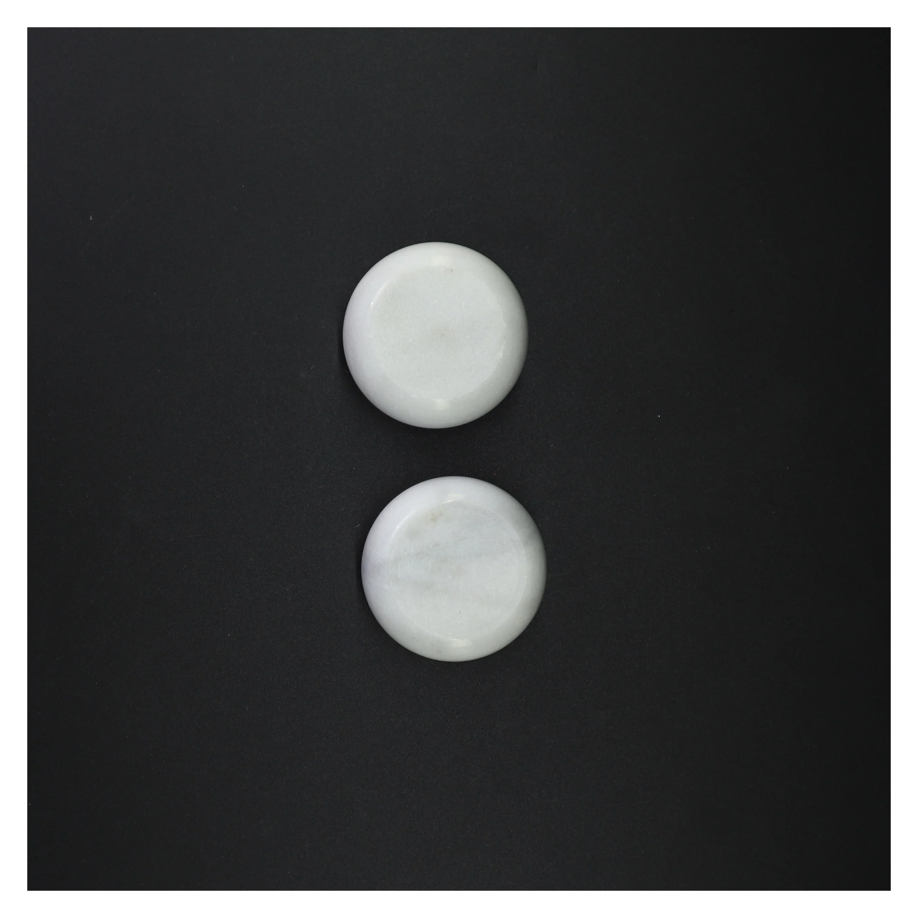 Hvide marmorskåle (str. 7 x 3 cm)