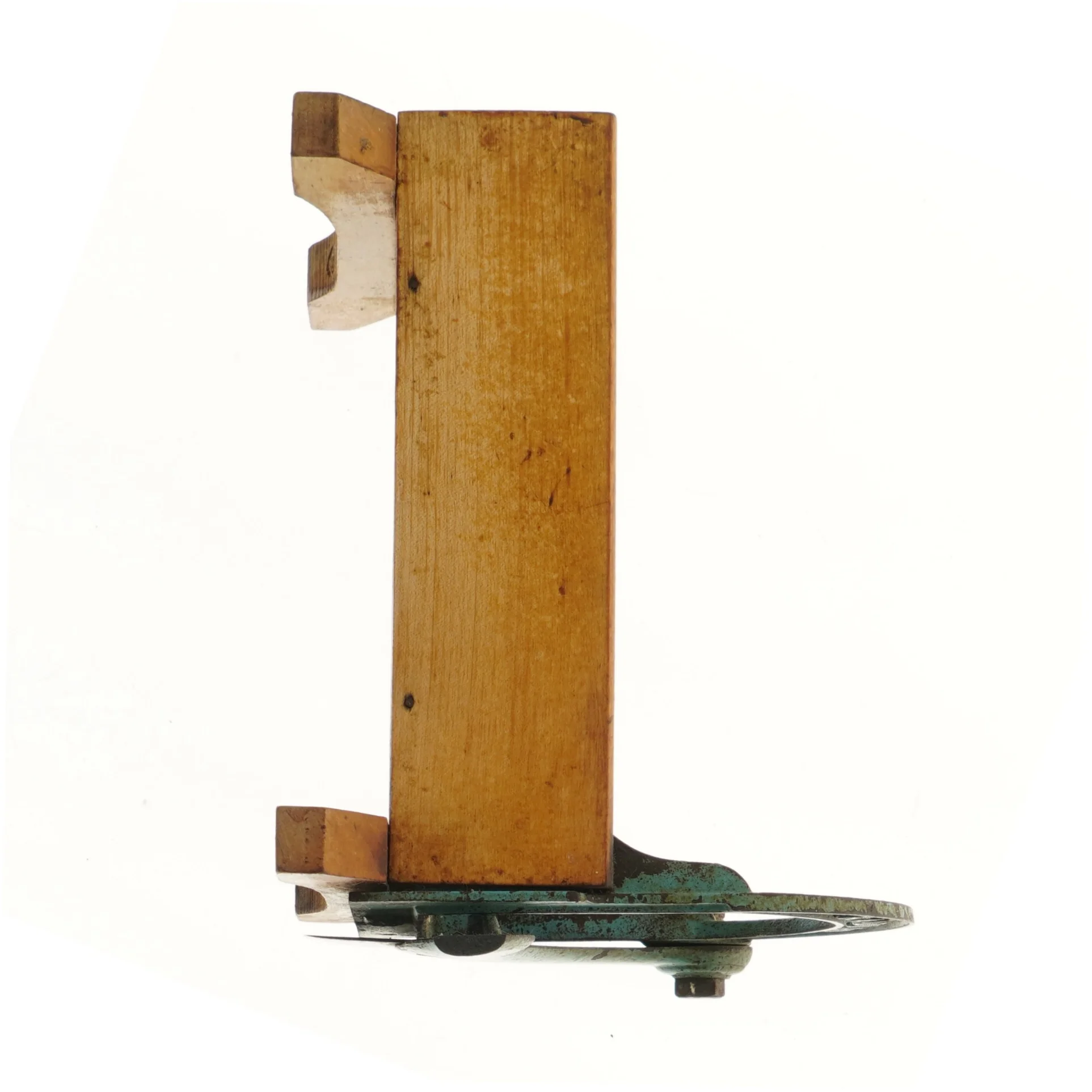 Brødskærer fra Raadvad (str. 25x24x21 cm)