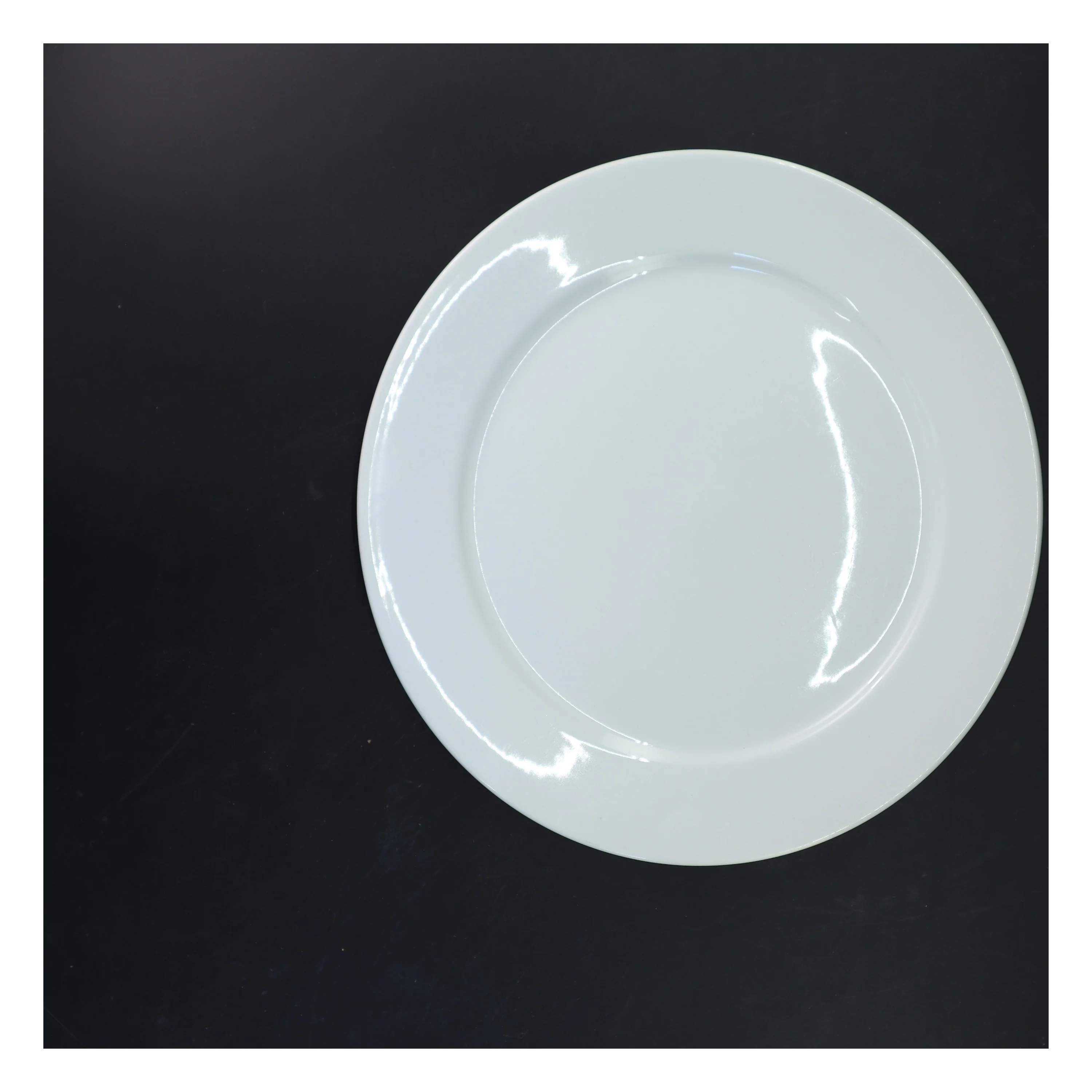 Hvid tallerken (str. Ø 30 cm)