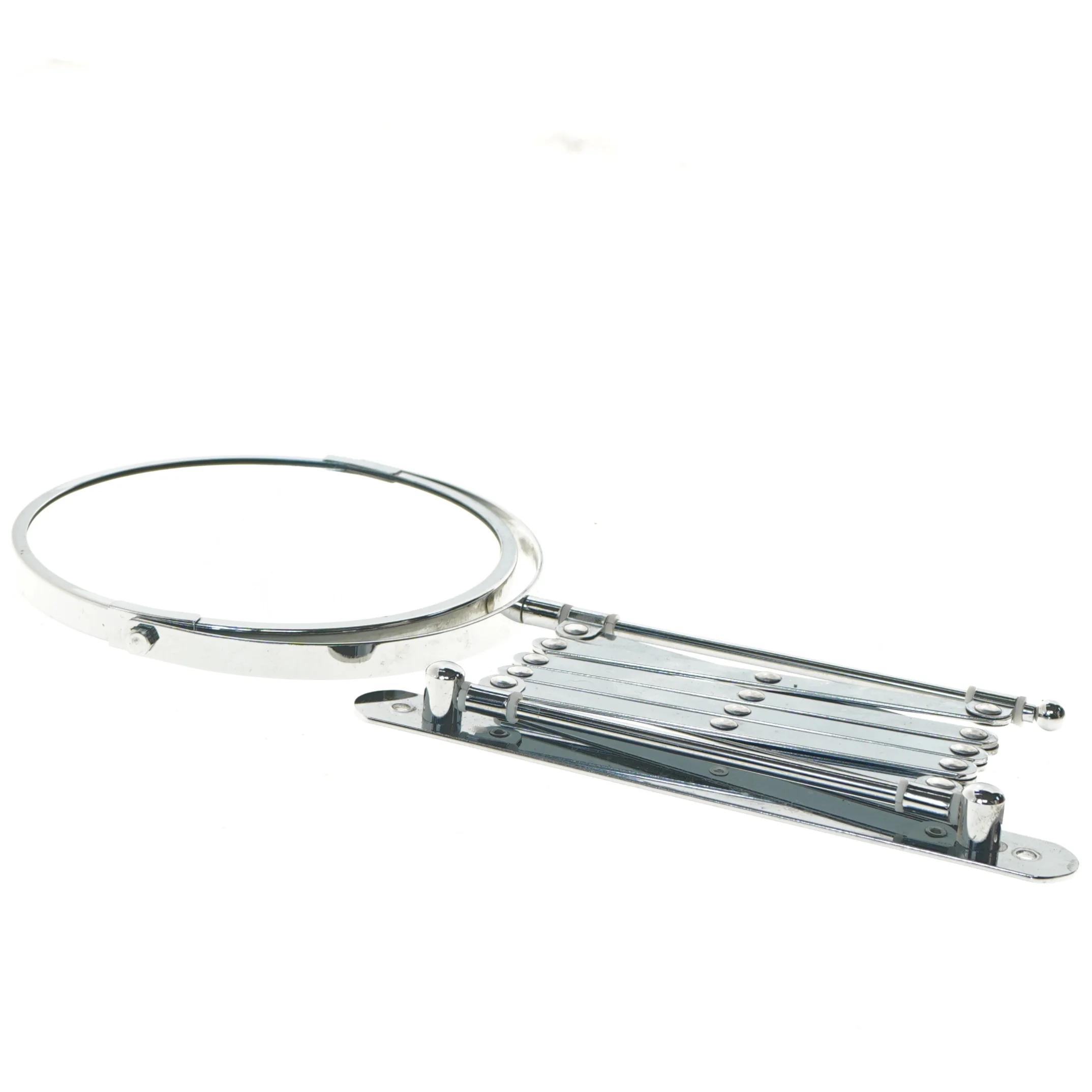 Udtrækkeligt vægspejl med krom finish fra Wenko (str. 36x19 cm)