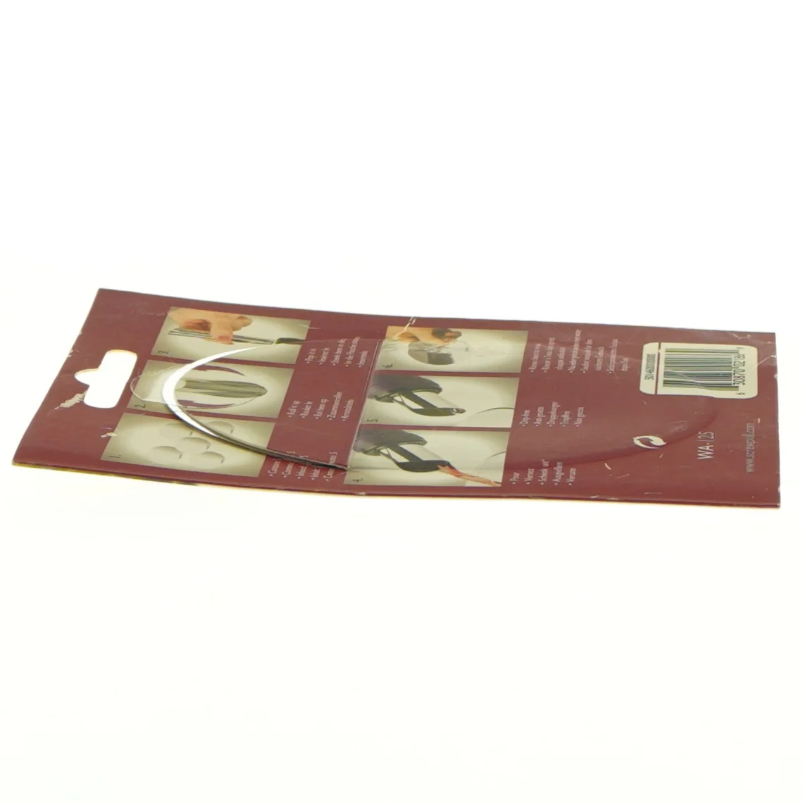 Screwpull drip free pourer