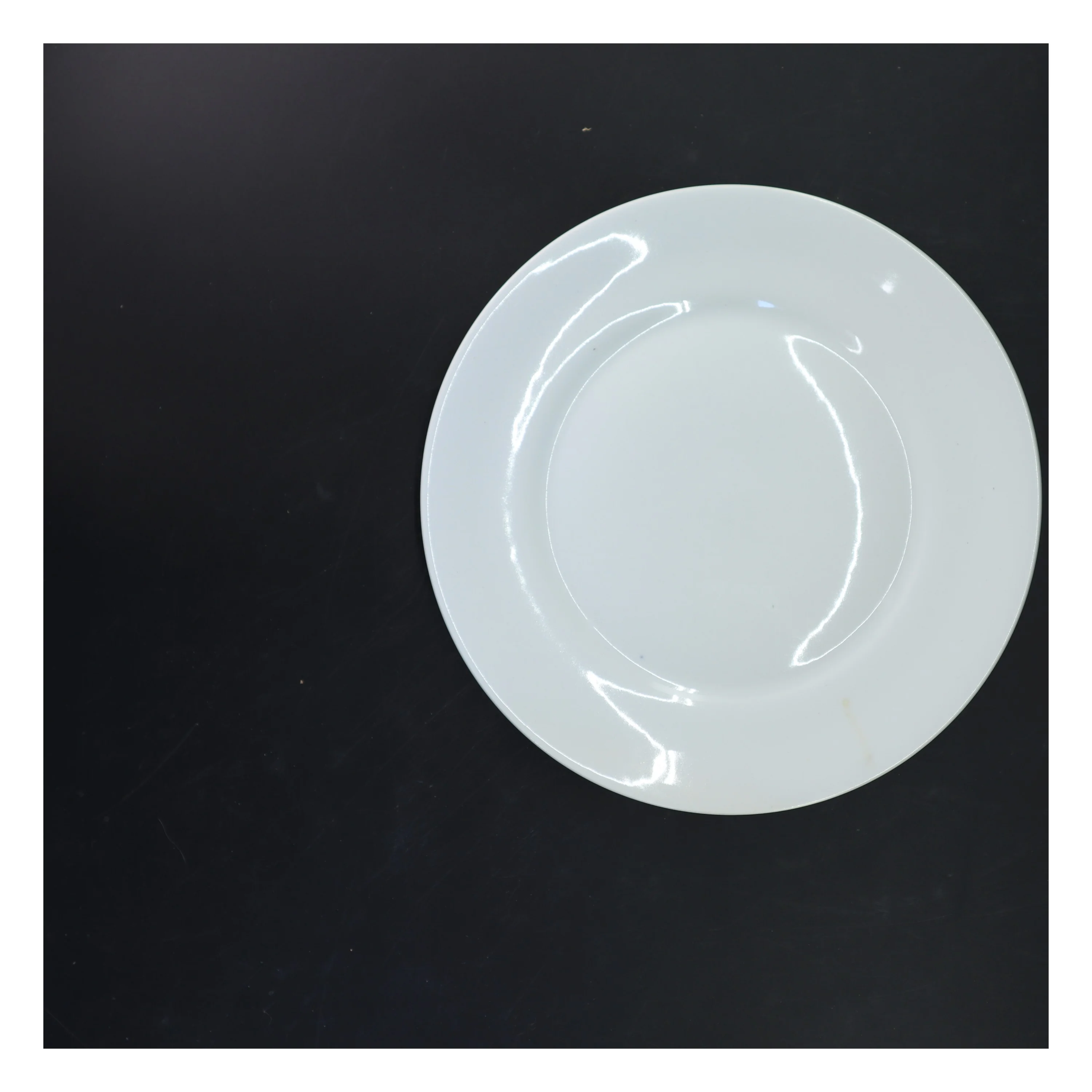 Hvid tallerken Ø 26 cm (str. Ø 26 cm)