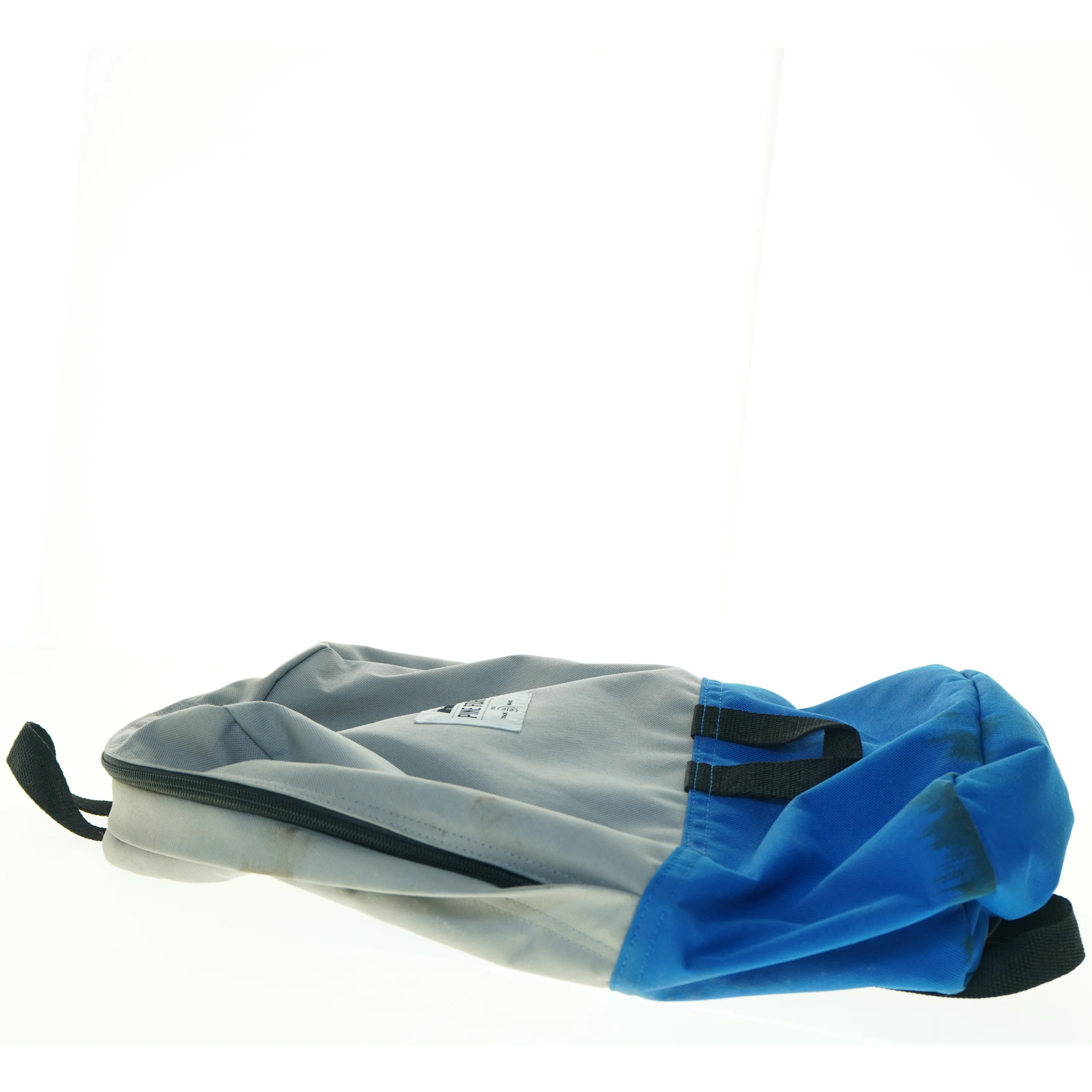 Grå og blå rygsæk fra Pine Fort (str. 45 x 35 cm)