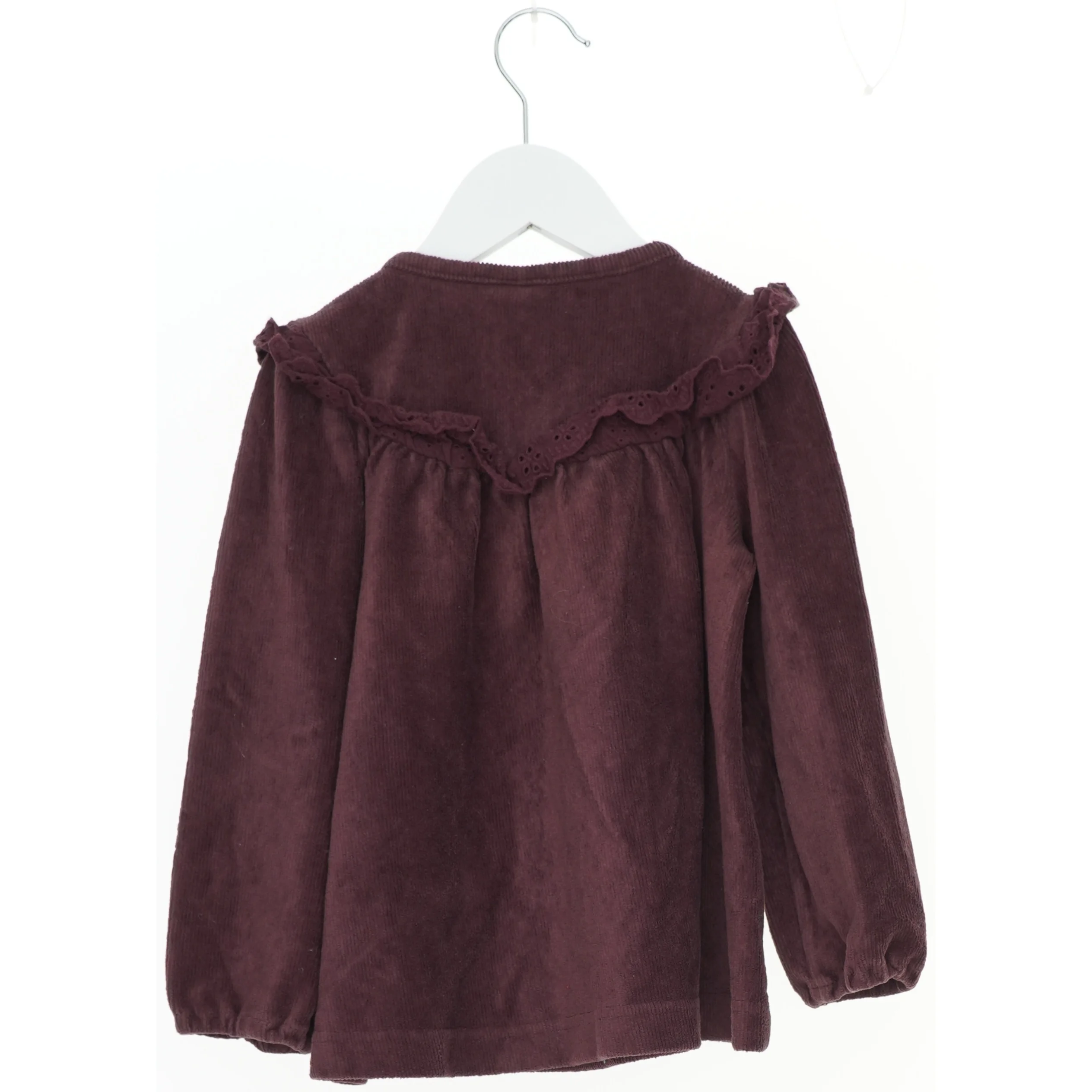 Pigetop med flæsedetaljer fra Pomp de Lux (str. 104)