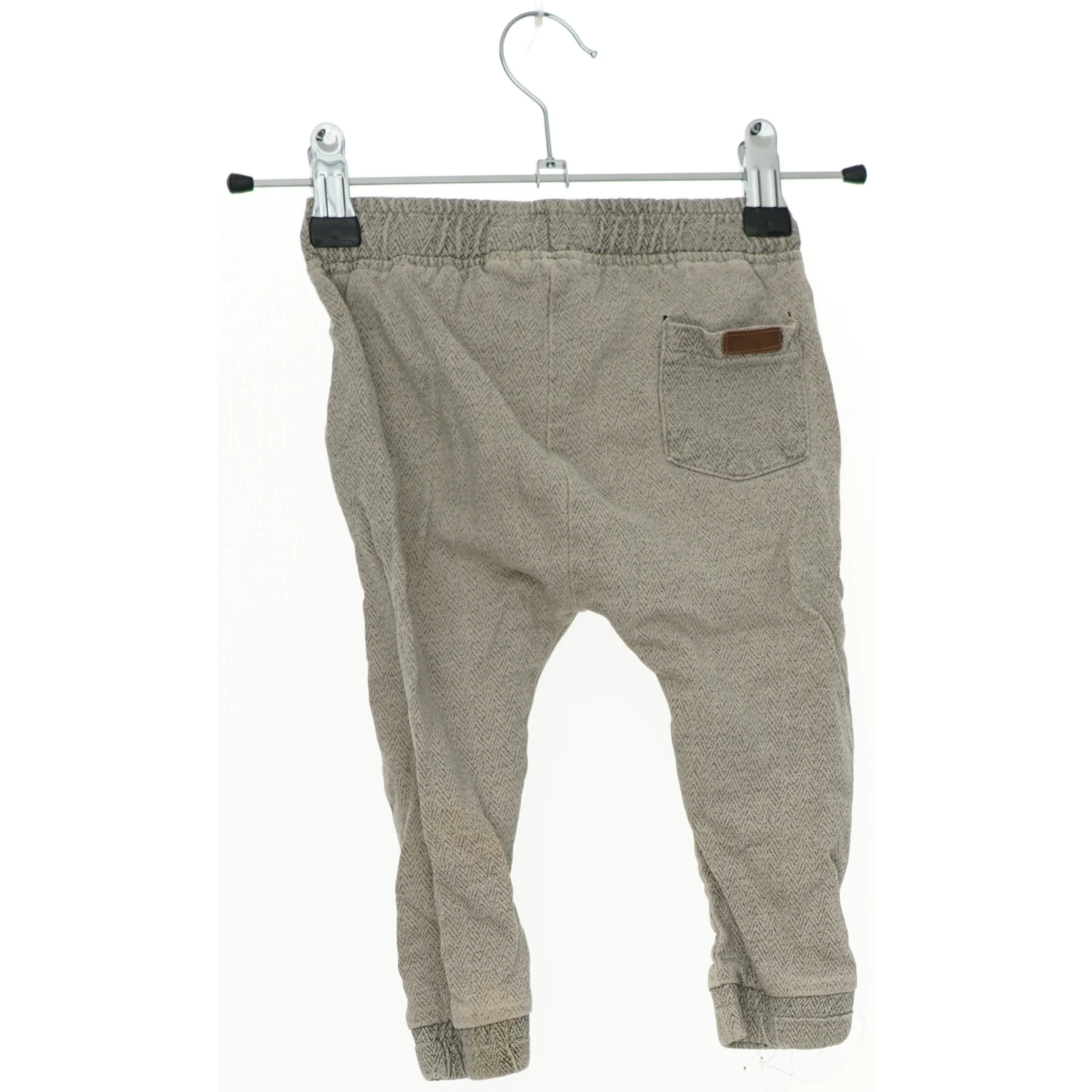 Børnebukser med mønster fra Newbie (str. 80)