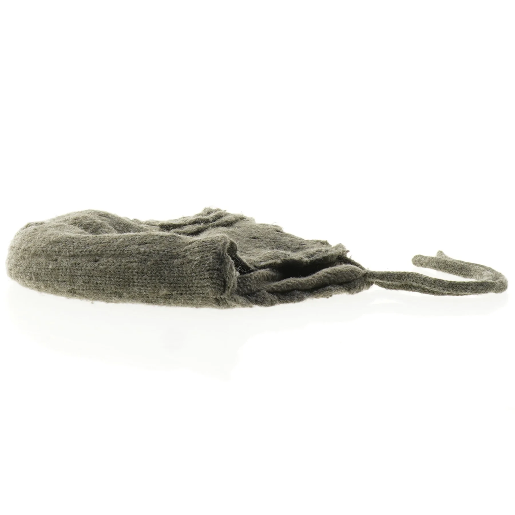 H&M grå vinterhue med rosedekoration fra H&M (str. 74 til 80)