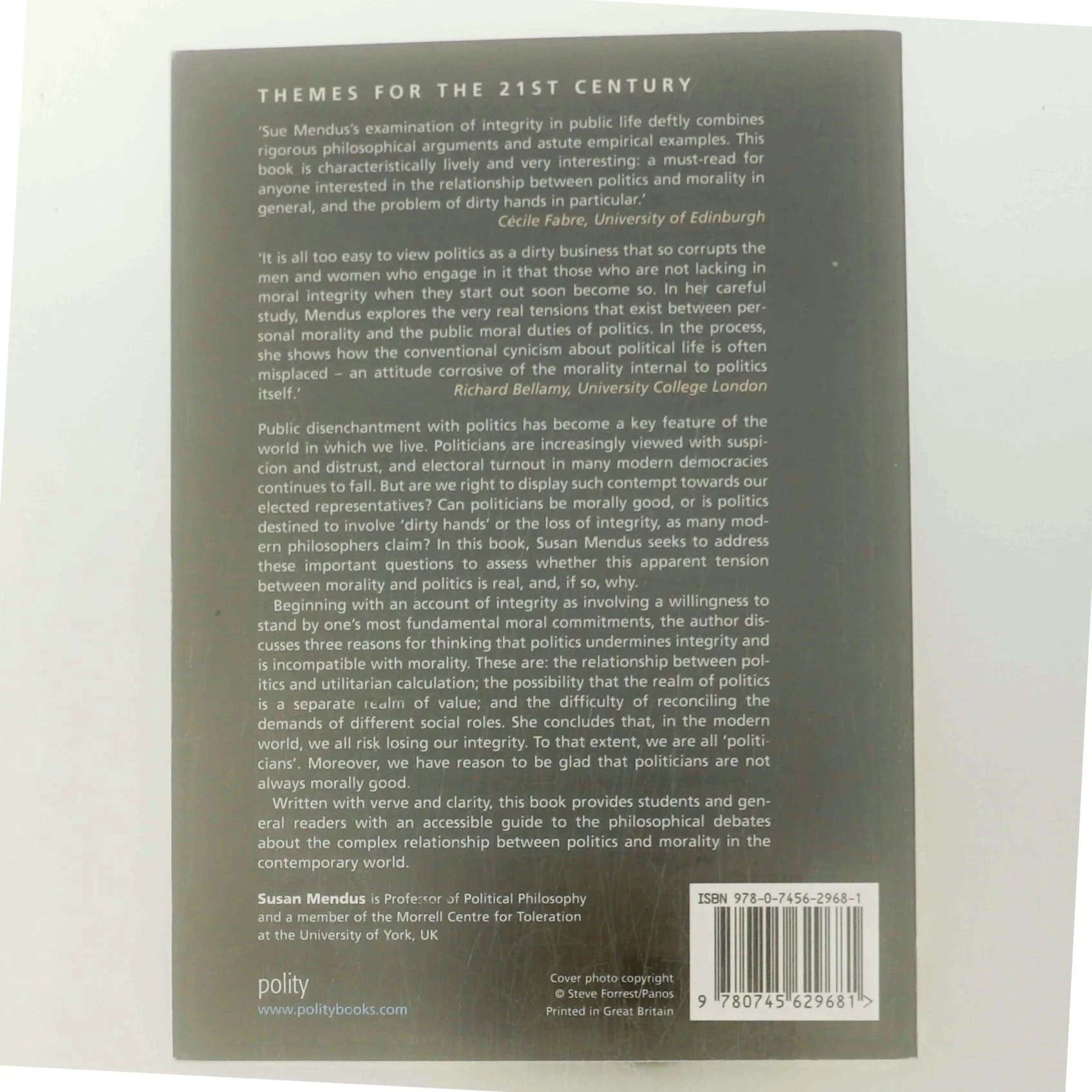 Politics and Morality af Susan Mendus (Bog)