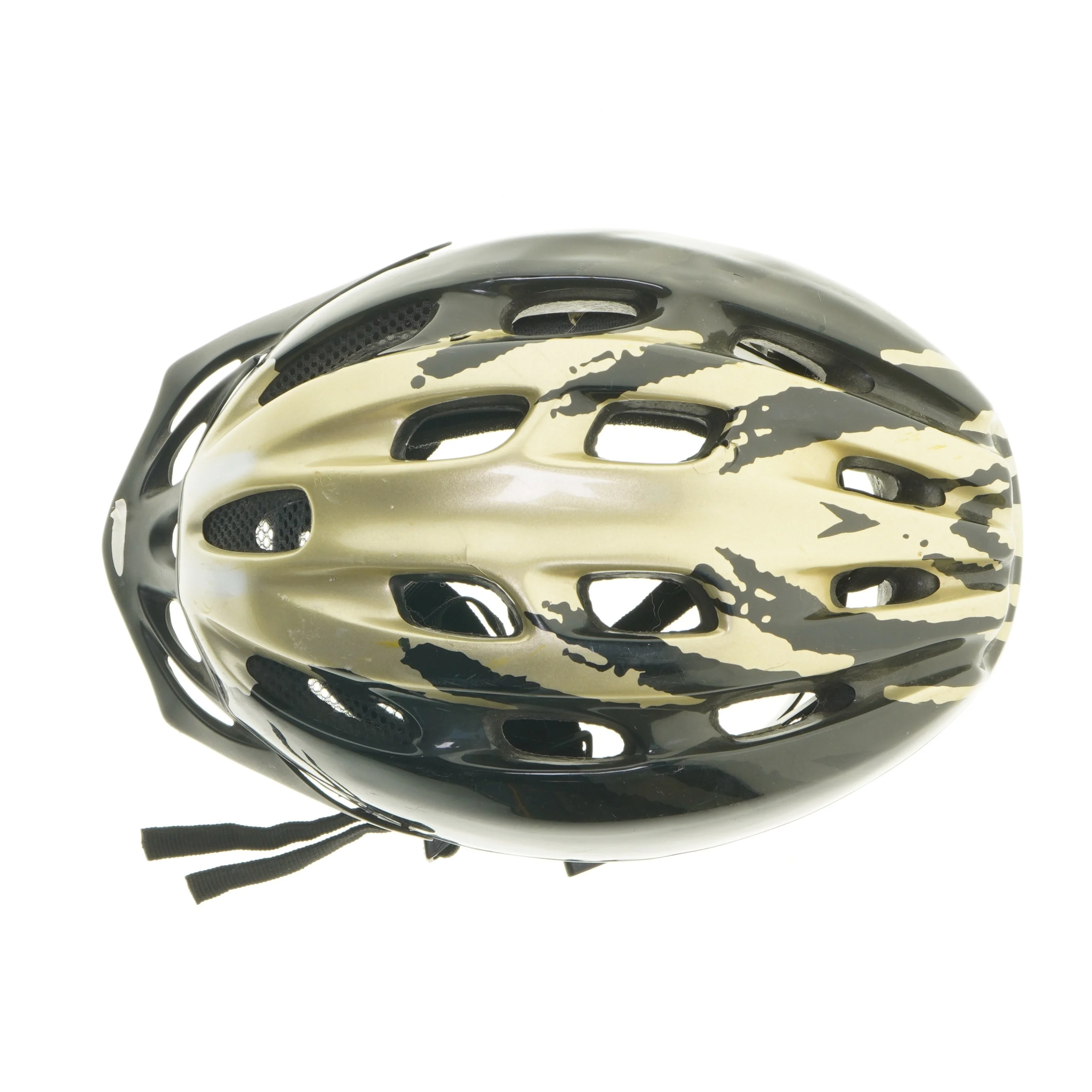 Cykelhjelm i camouflagefarve (str. 29 cm)