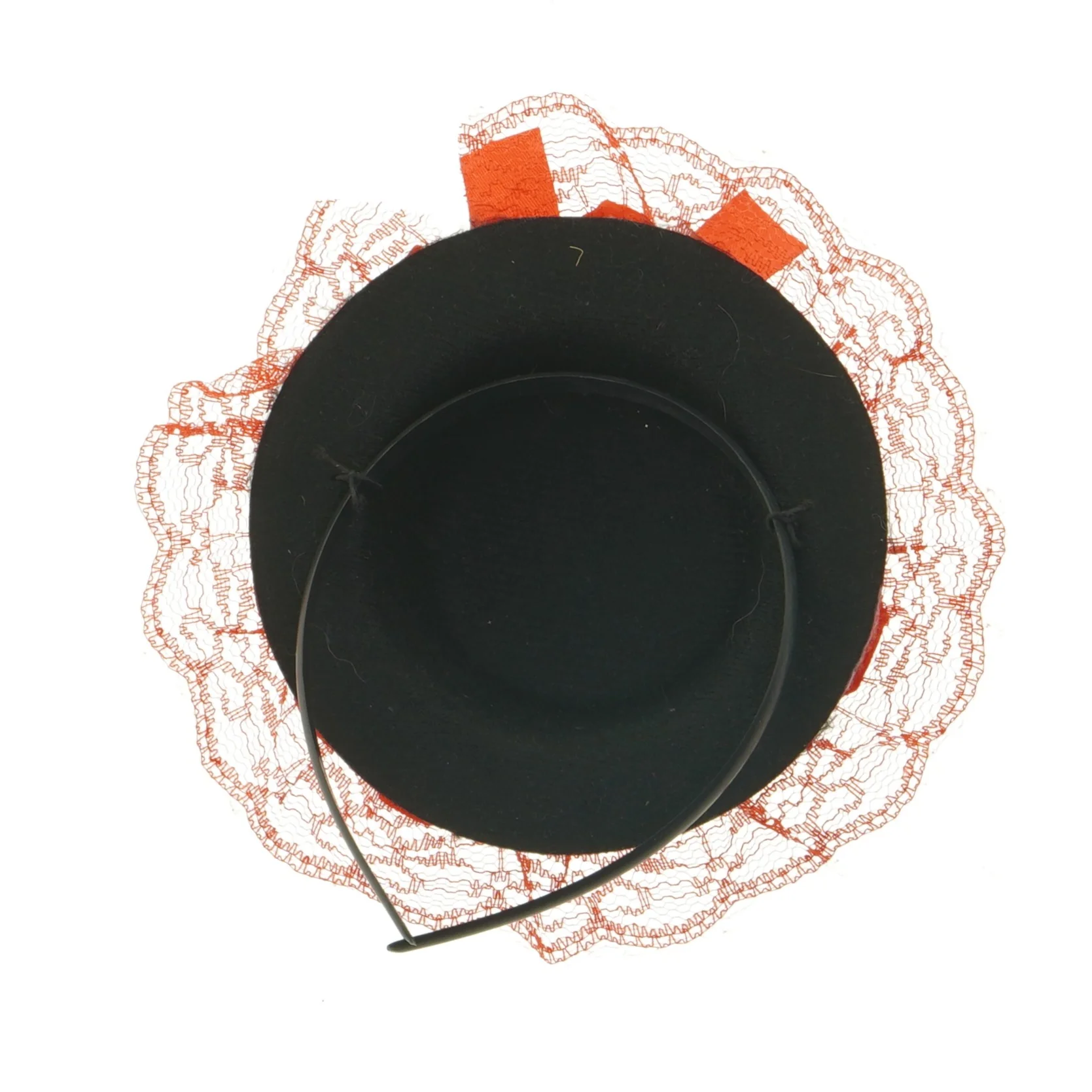 Udklædning: Sort hat med rød blonde (str. 13 cm)