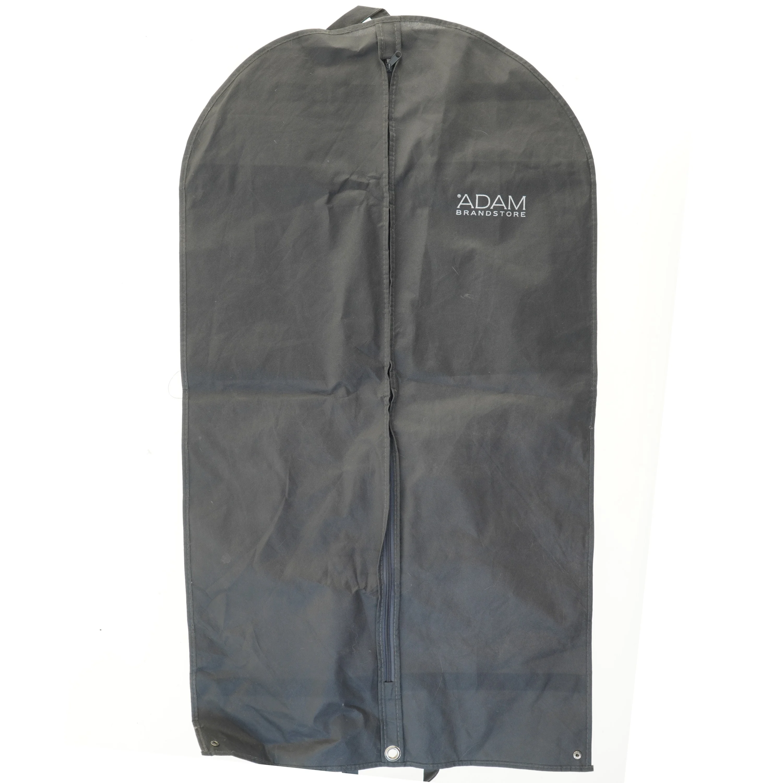 Garderobepose Adam Brandstore fra Adam Brandstore (str. 109 cm)