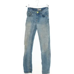 Blå jeans til børn fra Levis (str. 140)