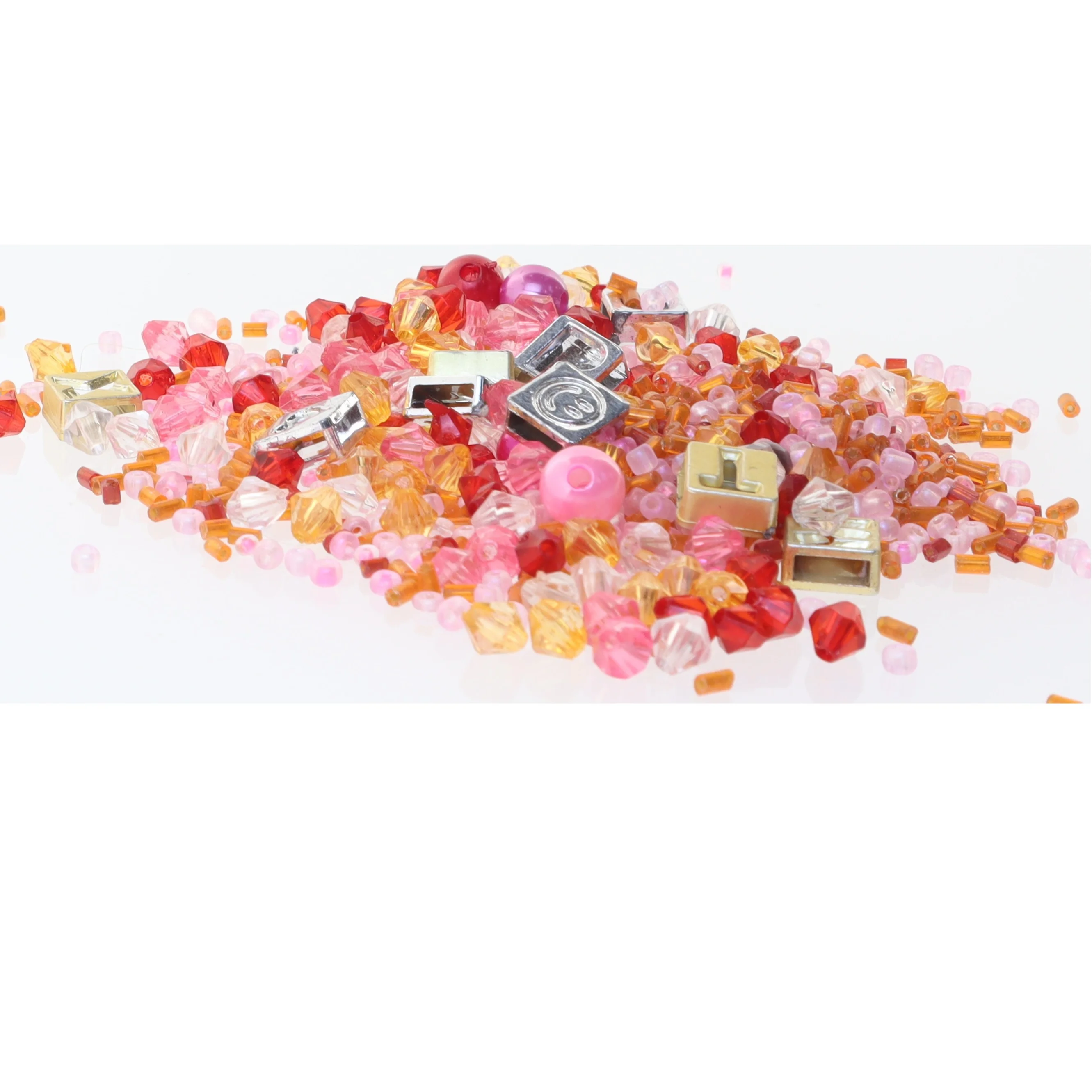 Perler og bogstavscharms til smykker (str. 8x4 cm)