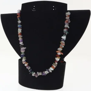Flersfarvet sten halskæde (str. 89 cm)