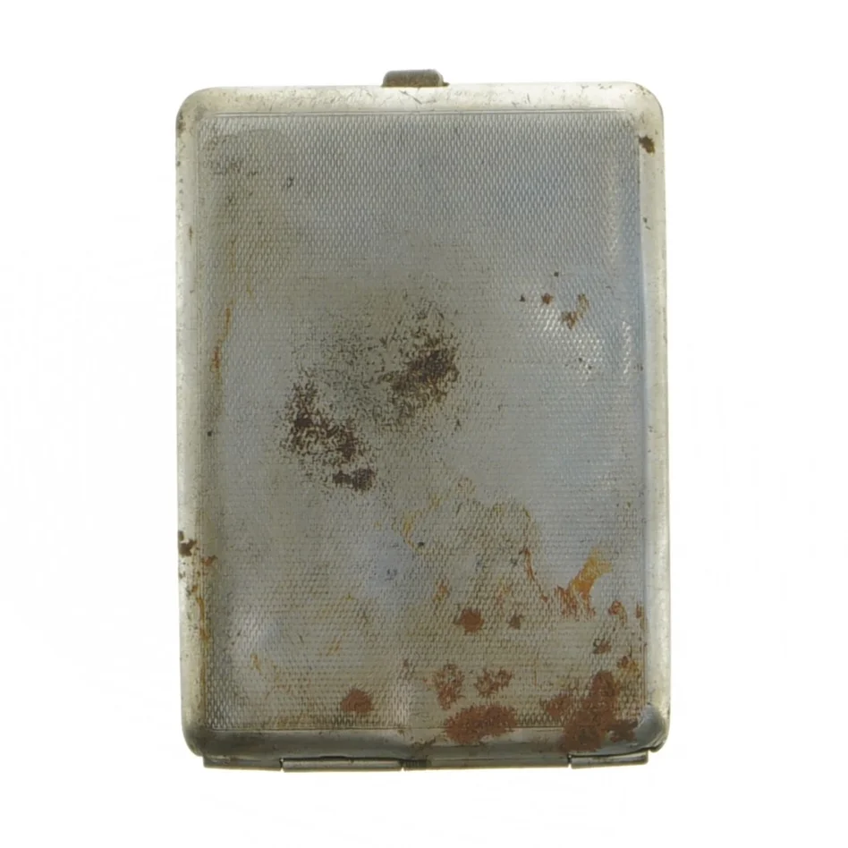 Vintage metal cigaretholder (str. 11 x 8 cm)