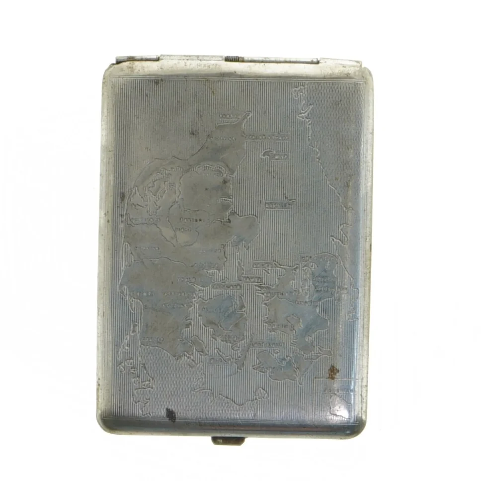 Vintage metal cigaretholder (str. 11 x 8 cm)