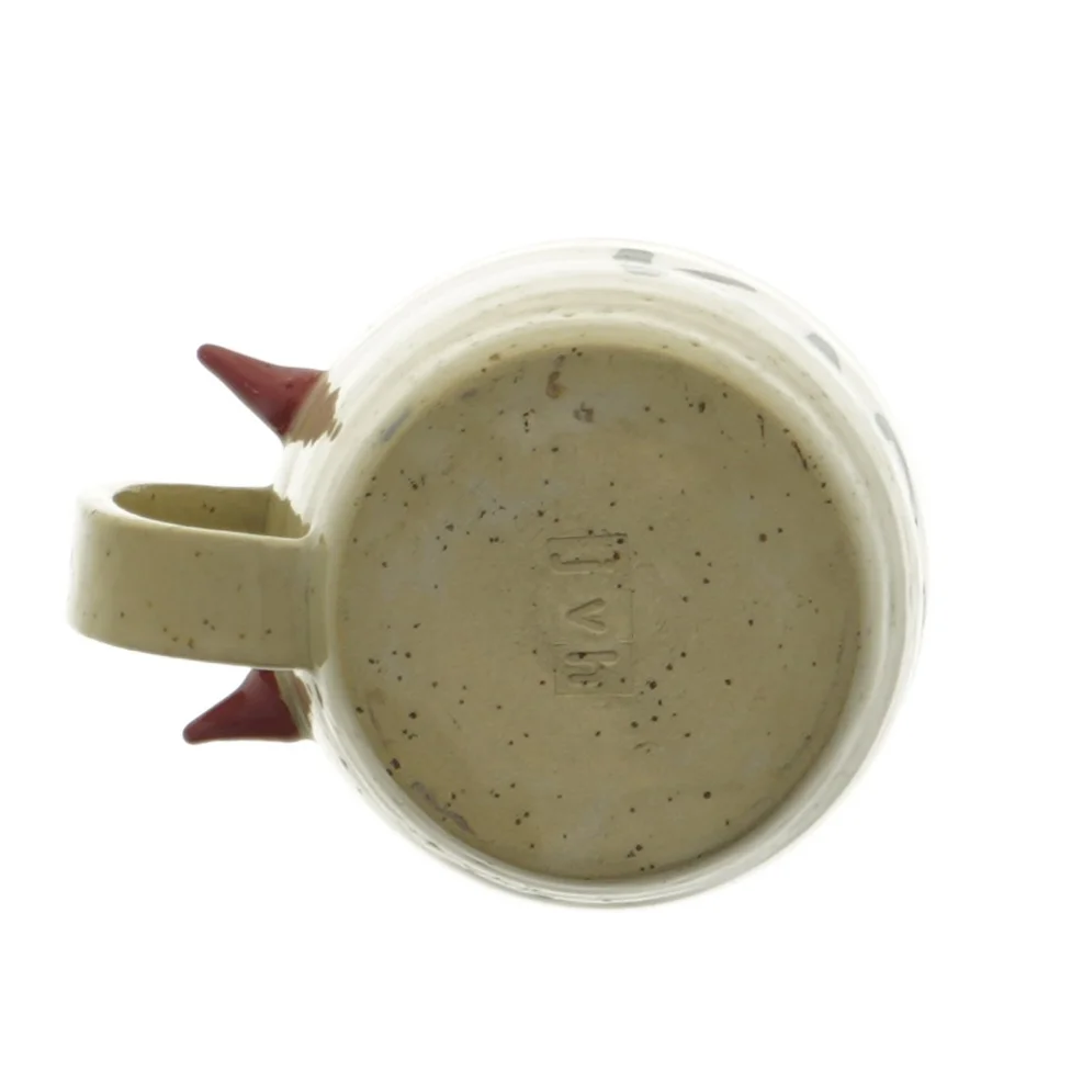 Keramikkrus med 'Karate' tekst (str. Ø. 8,5 cm. længde, 8,5 cm)