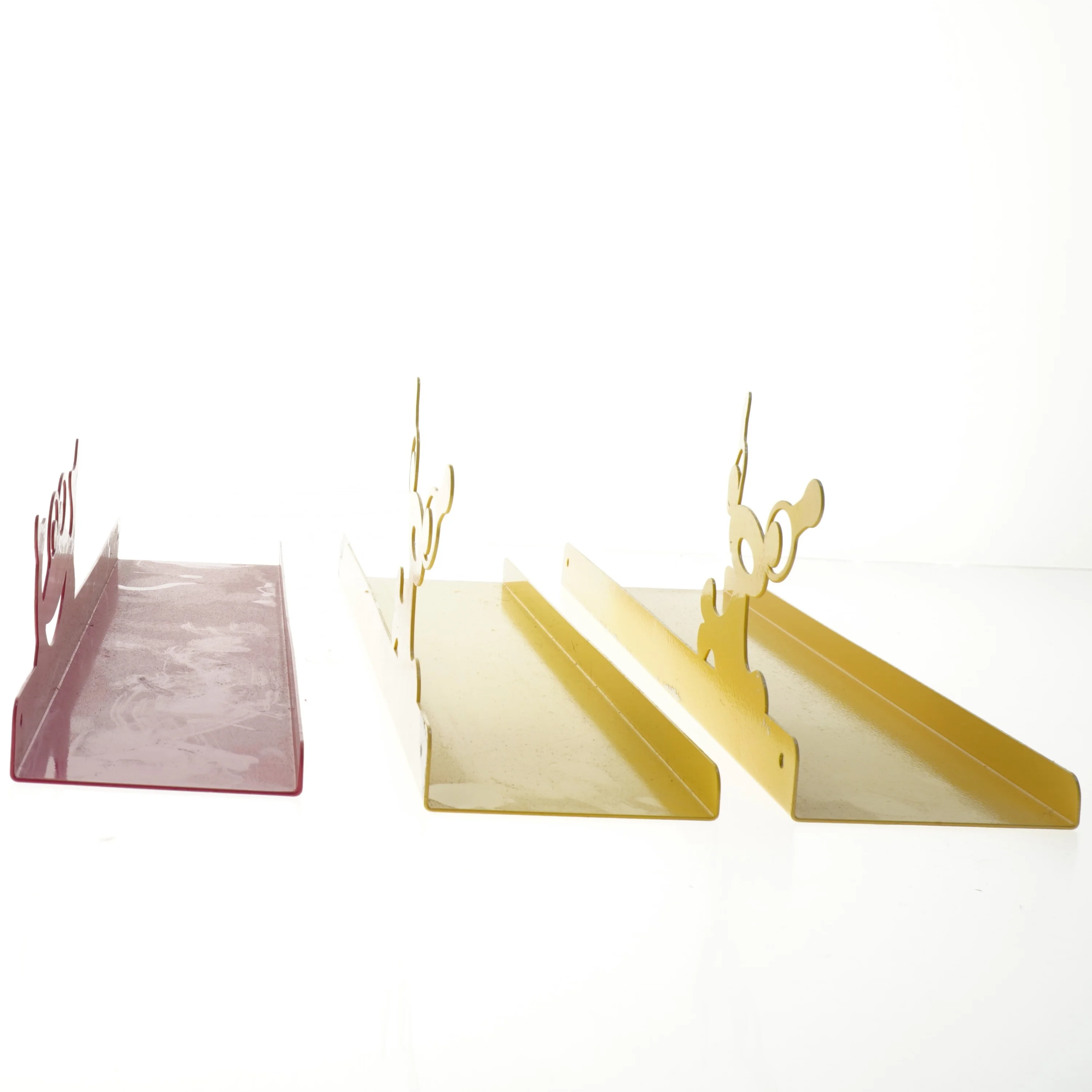 Farverige dekorative hylder (str. 45 cm. 3 styk)