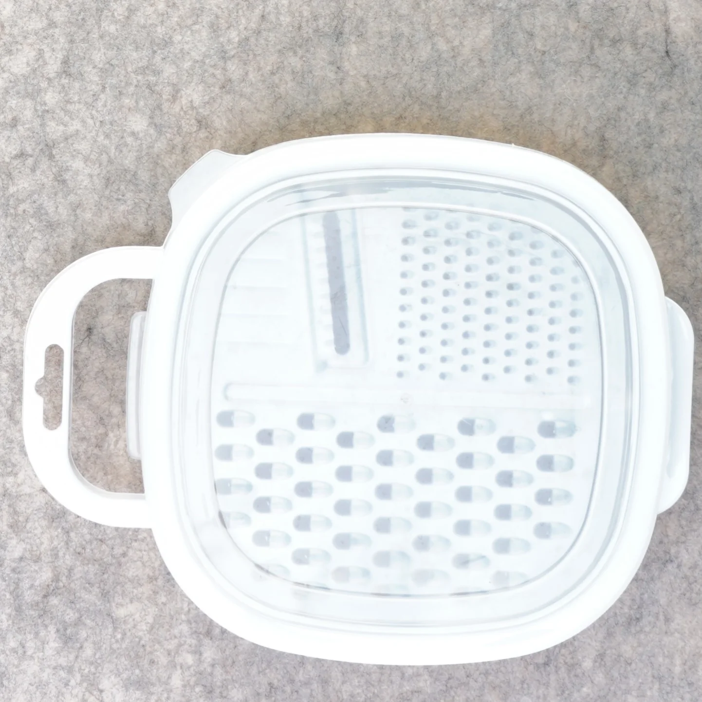 Rivejern med beholder (str. 24 x 19 cm)