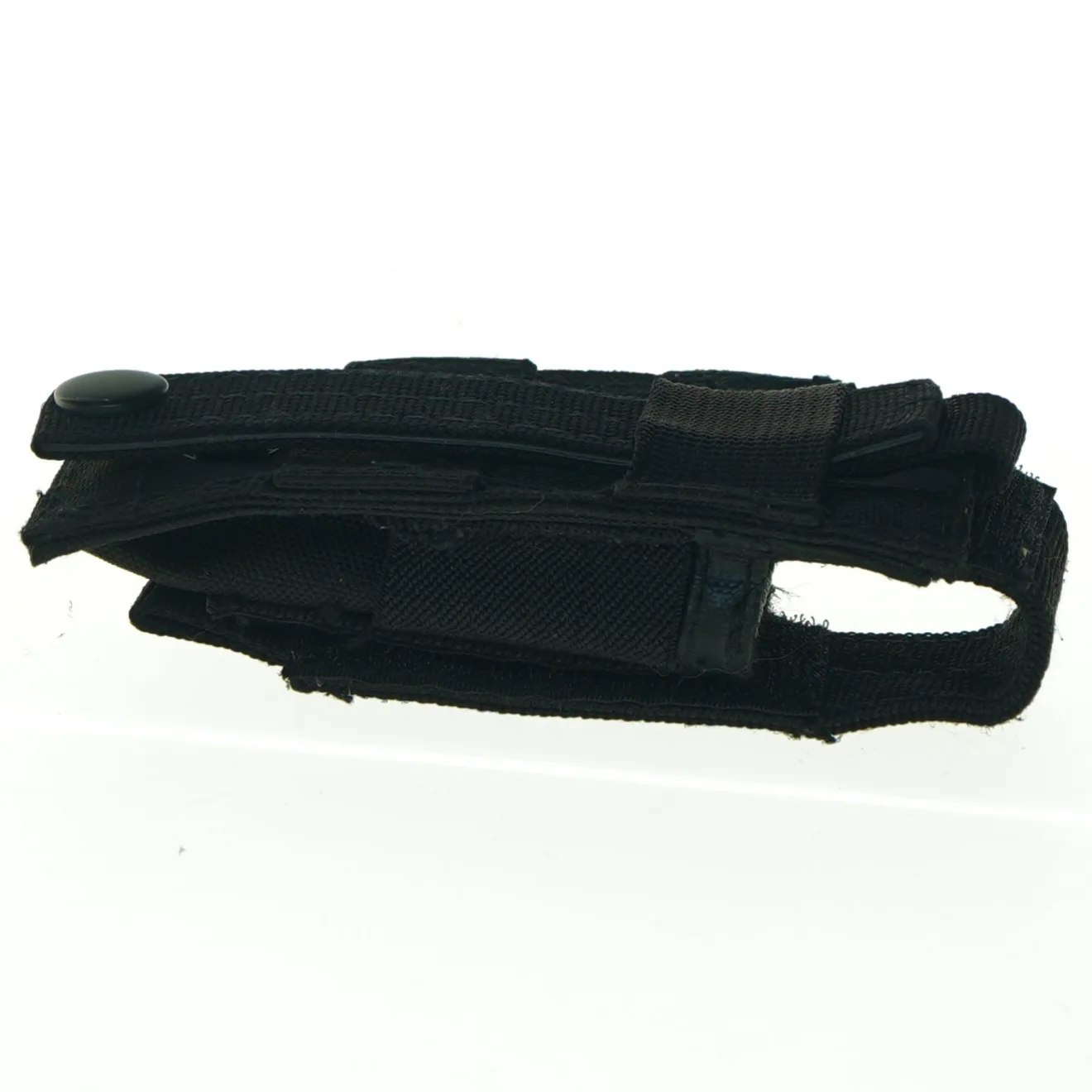 Sort holder f.eks. til telefon (str. 13 x 6 cm)