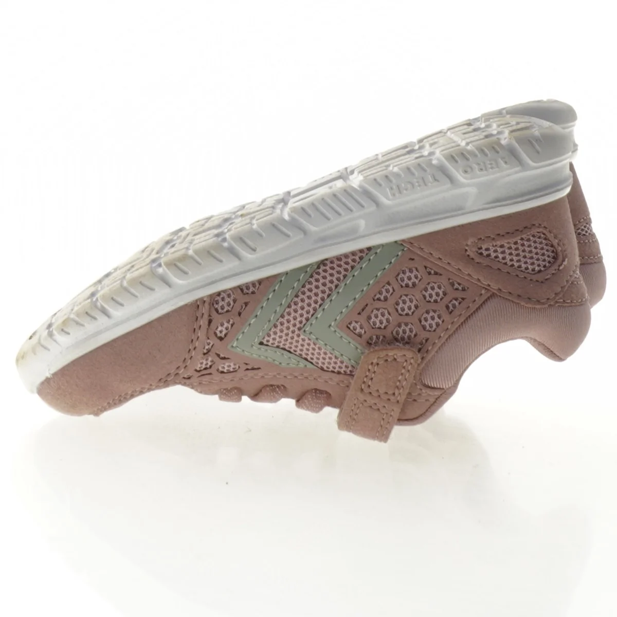 Brugte børnesko fra Hummel (str. 25)