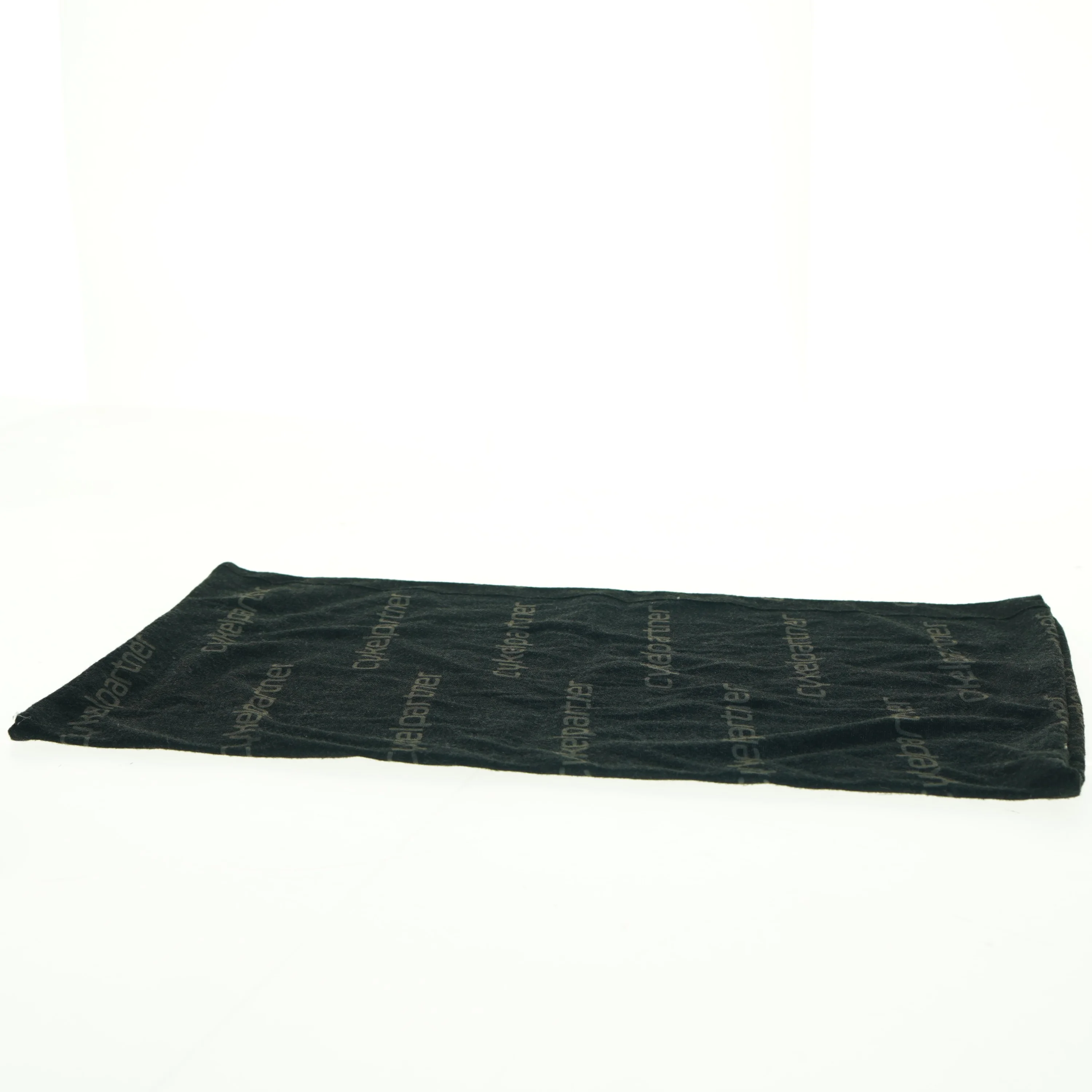 Halstørklæde, halsedisse (str. 42 x 25 cm)