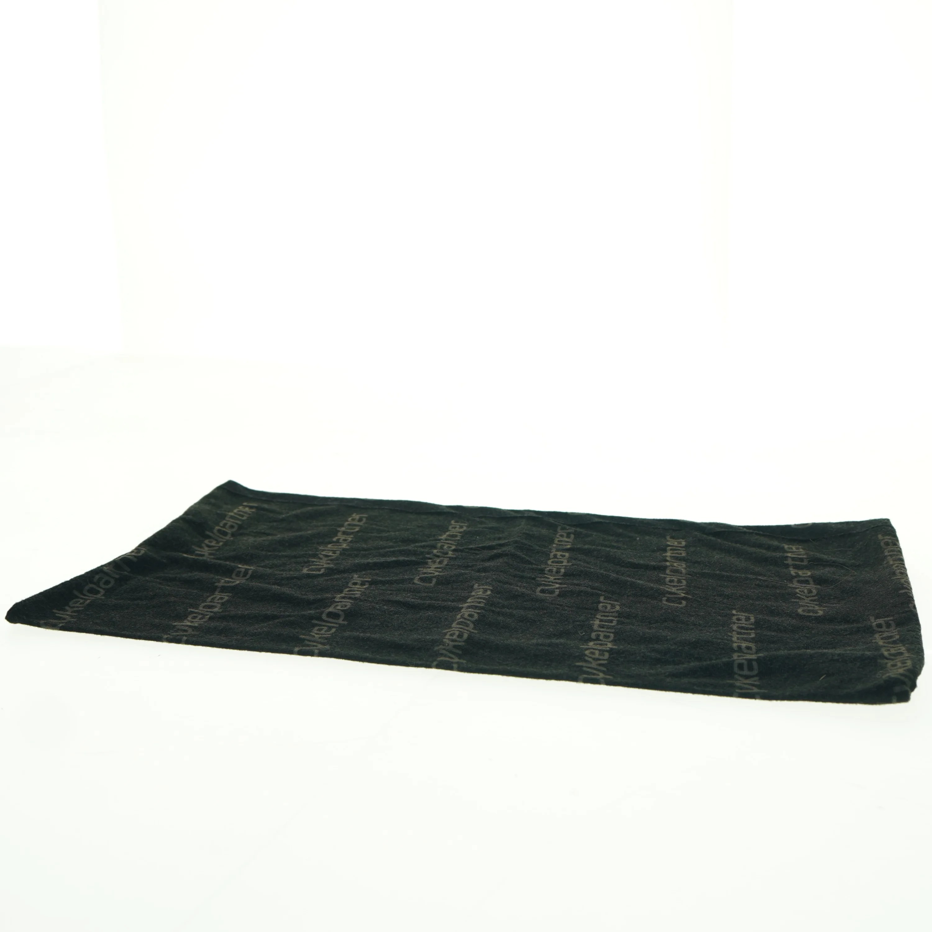 Halstørklæde, halsedisse (str. 42 x 25 cm)