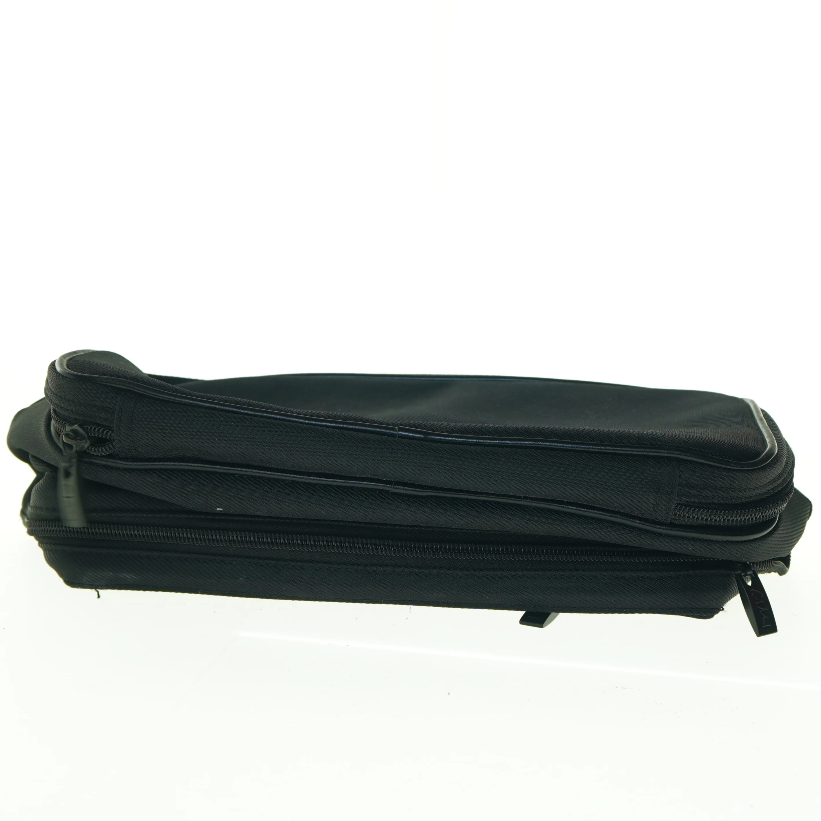 Sort toilettaske fra CIWI (str. 16 x 30 cm)