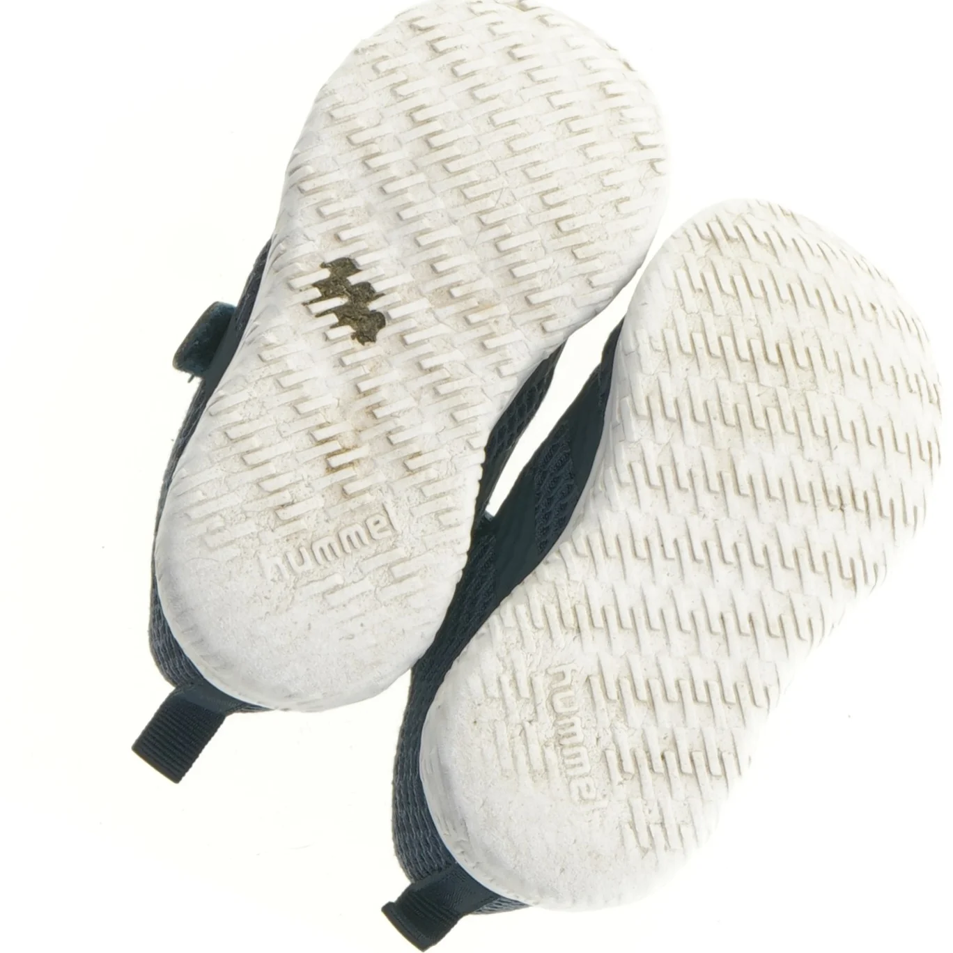 Brugte børnesko fra Hummel (str. 24)