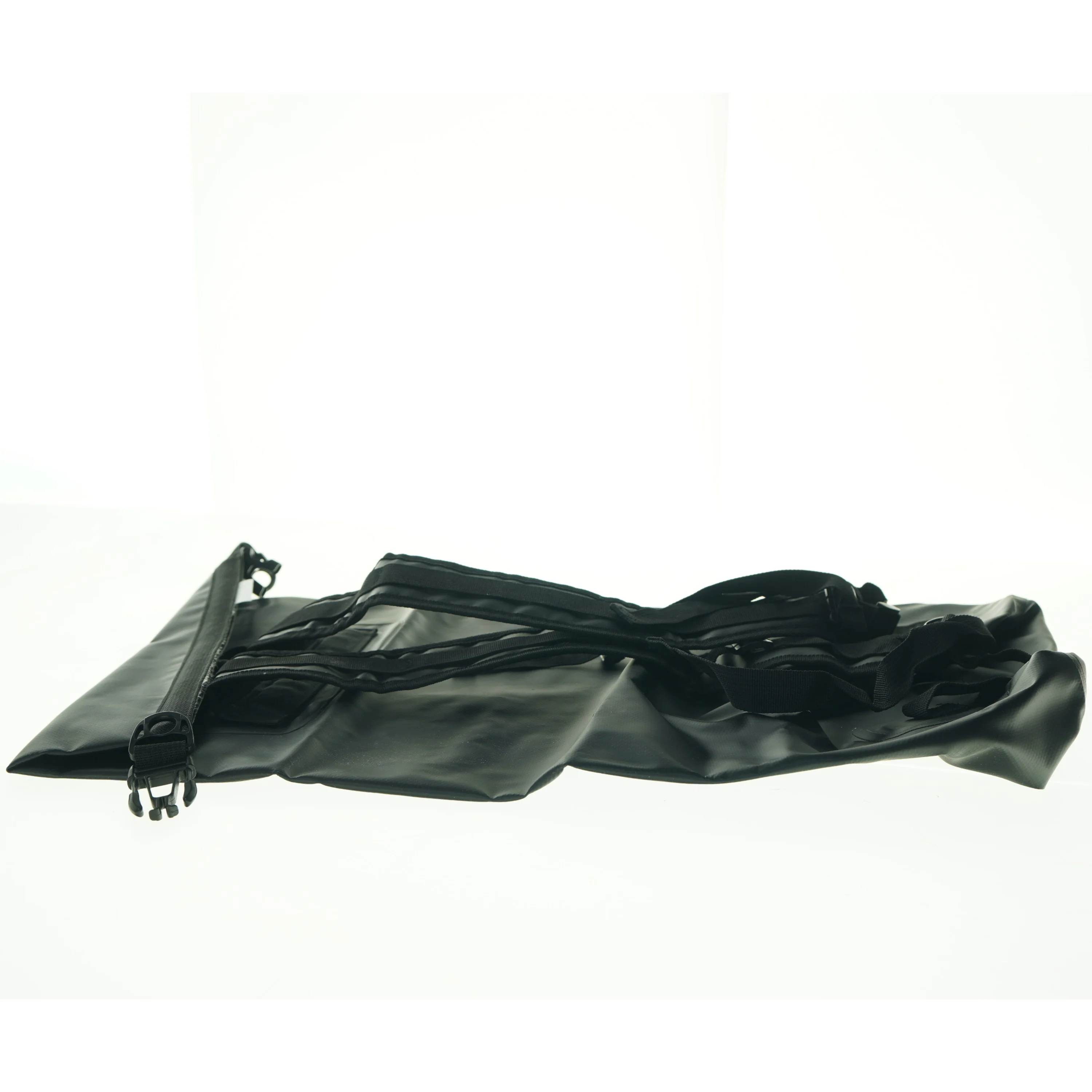 Vandtæt rygsæk fra Outtrek (str. 38,5 x 67 cm)