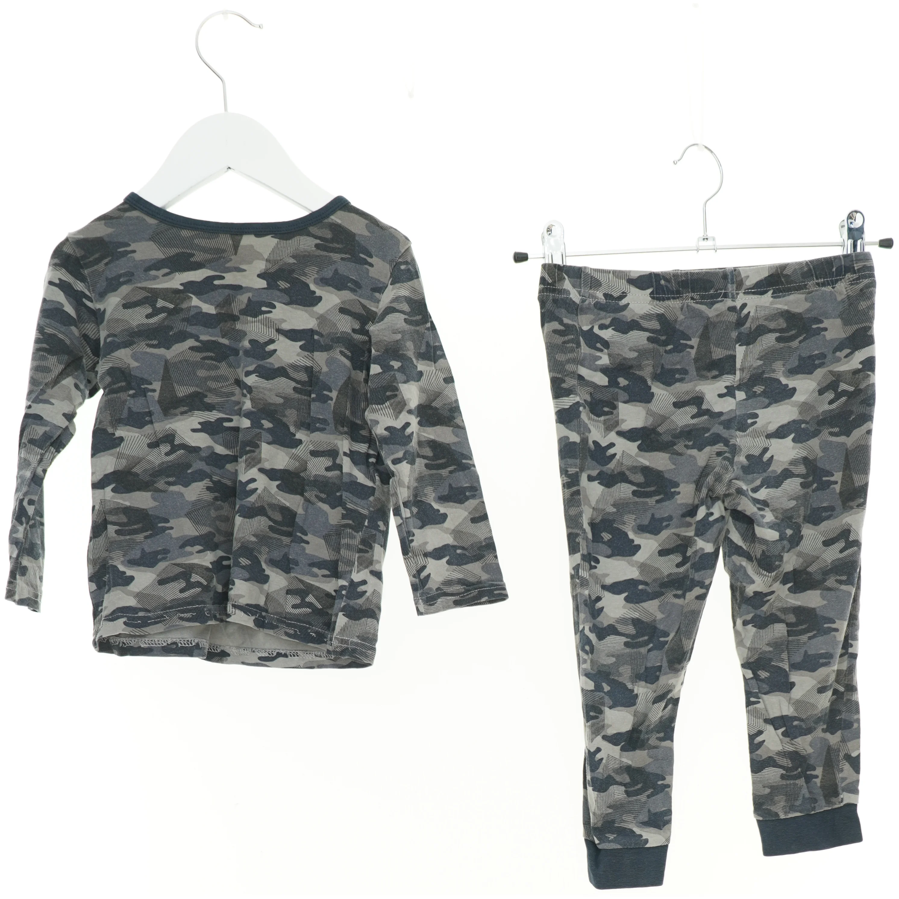 Sæt fra Name It (str. 92 cm)