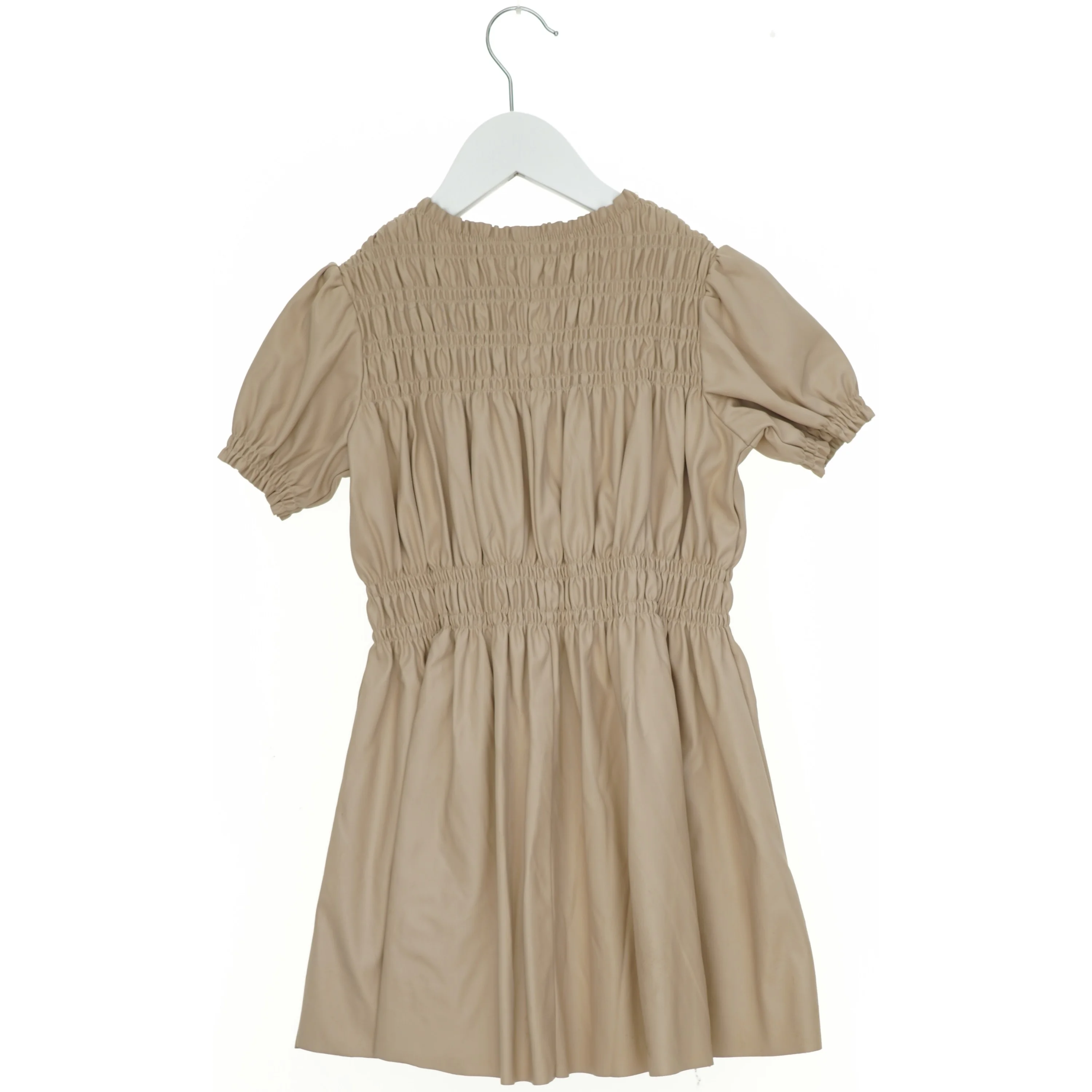 Beige "læder" Kjole fra Zara (str. 116 cm)