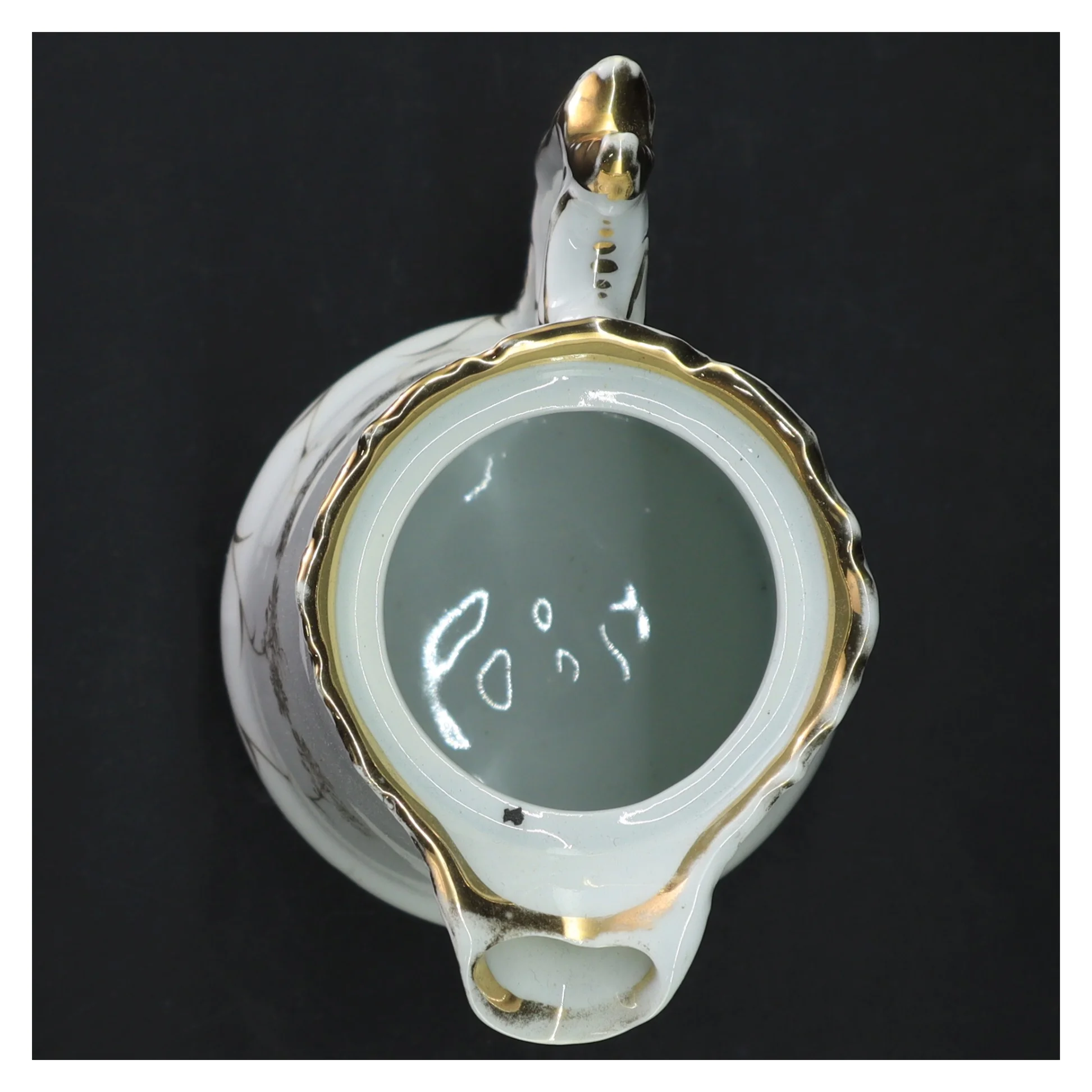 Porcelænskande med gulddetaljer (str. 24,5 cm)