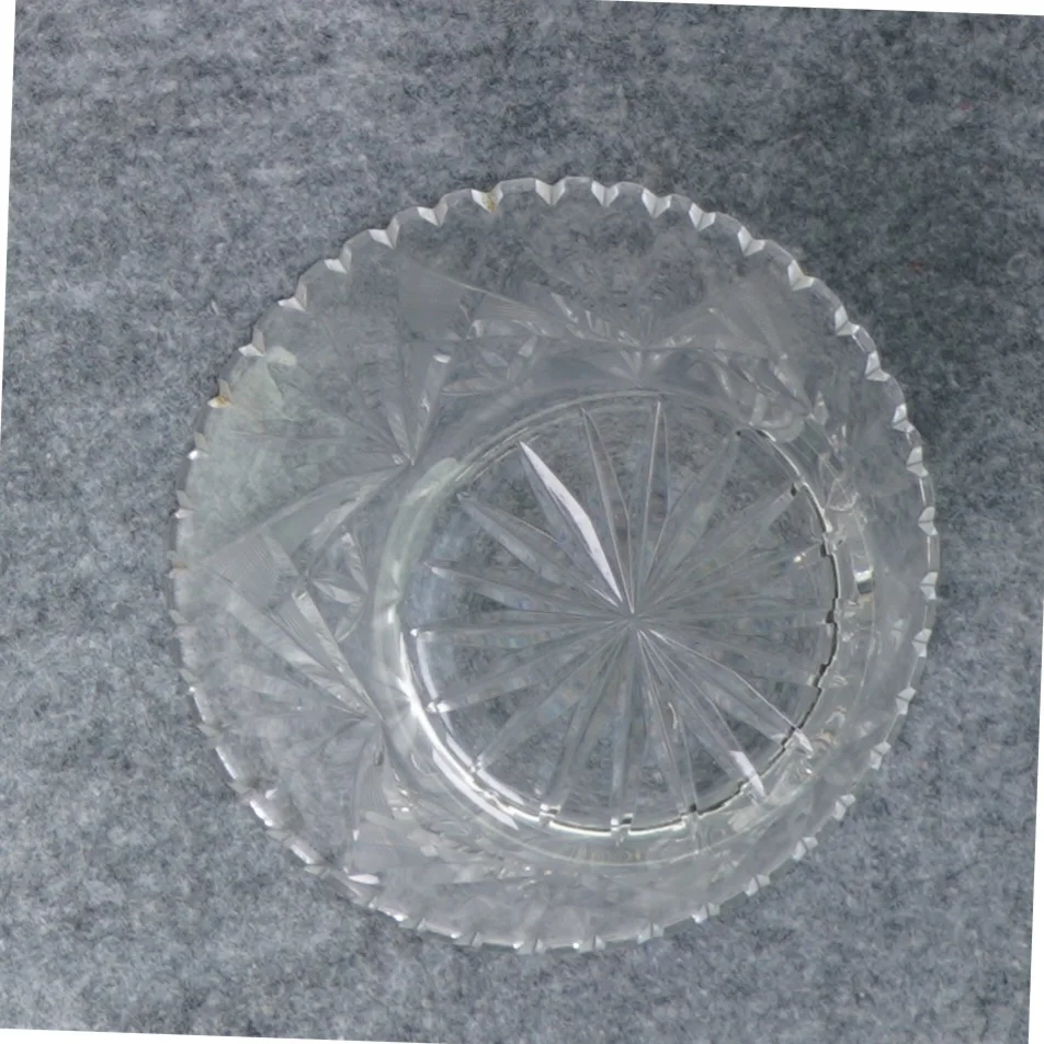 Krystal skål (str. 14 x 5 cm)