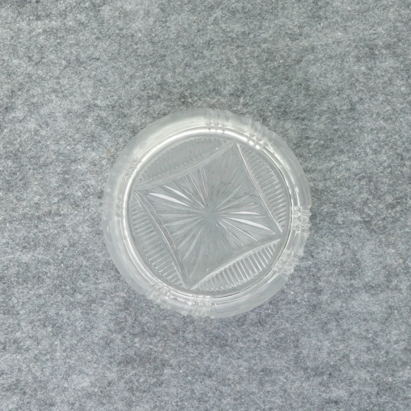 Skål i krystal (str. 12 x 5 cm)