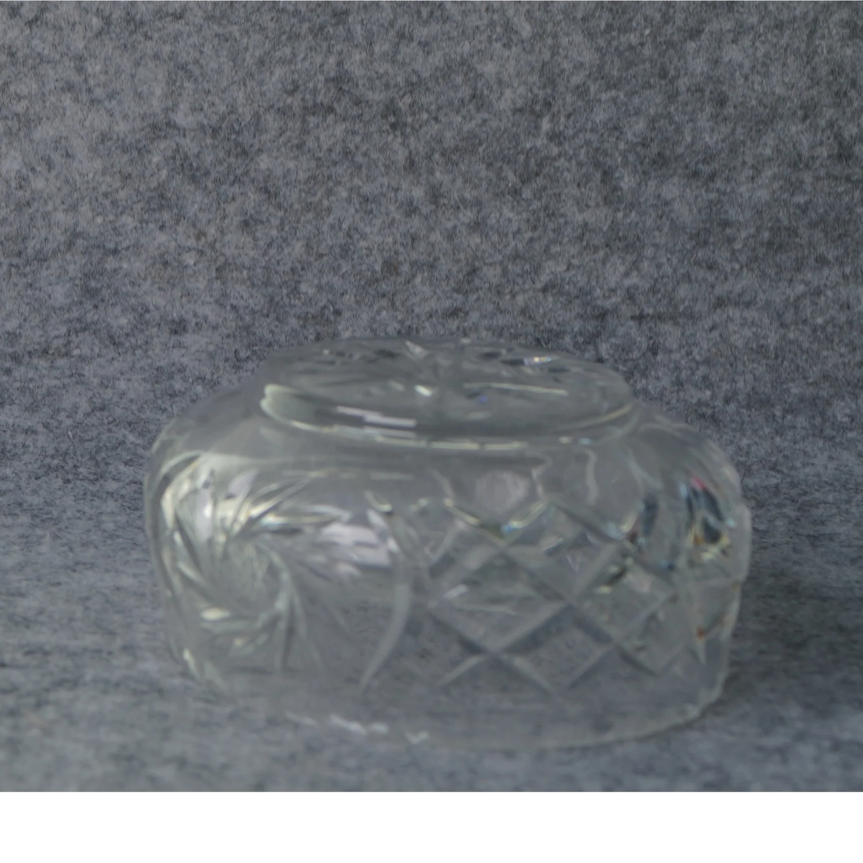 Krystal skål (str. 10 x 5 cm)