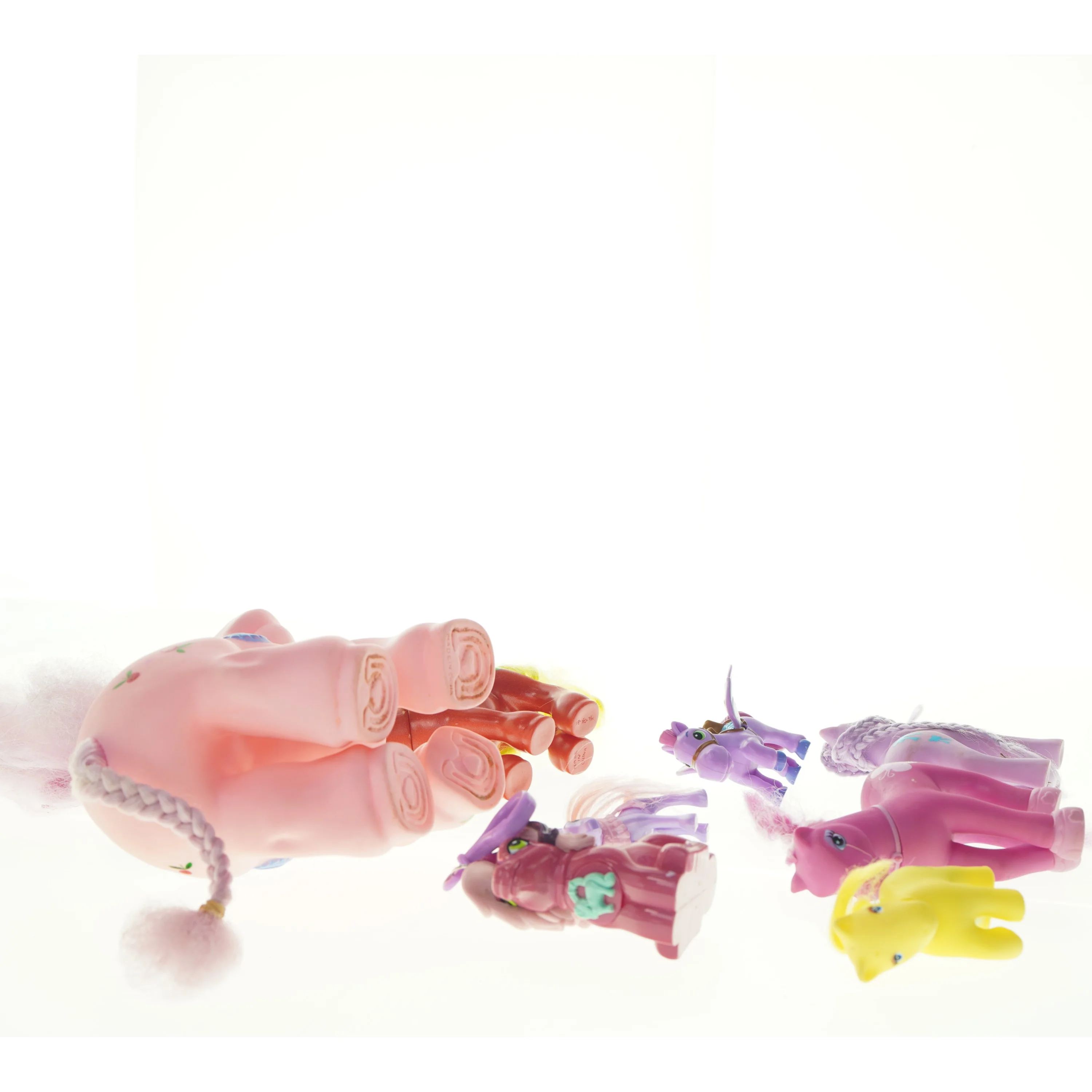 Samling af My Little Pony figurer (str. Blandede størrelser fra ca. 5 cm til 15 cm i højden)