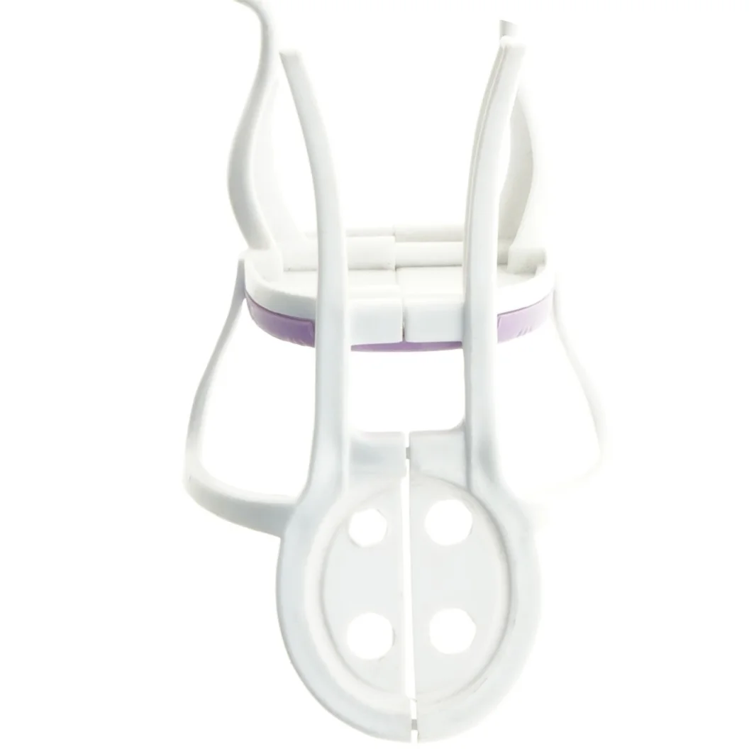 Plastikstol til dukkehus (str. Højde 14 cm)