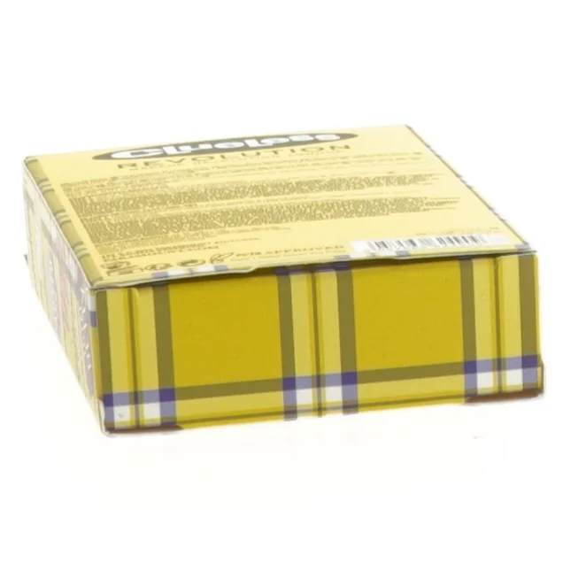 Makeup Revolution Clueless negle fra Revolution