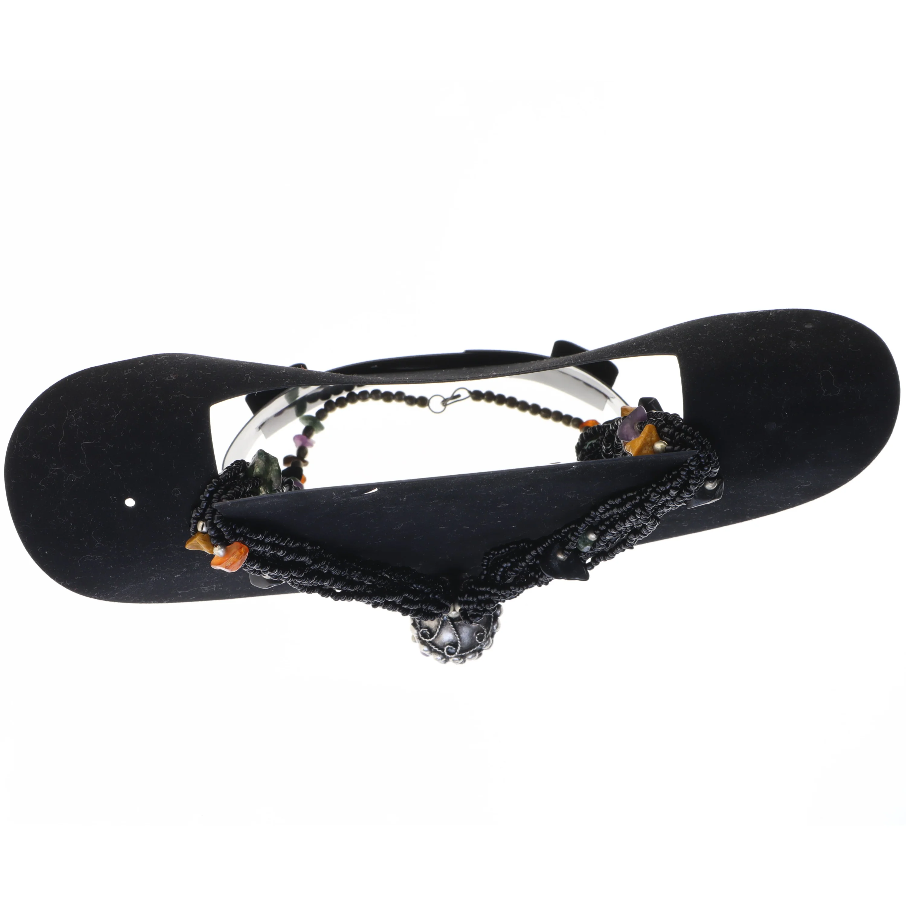 Halskæde med vedhæng (str. 74 cm)