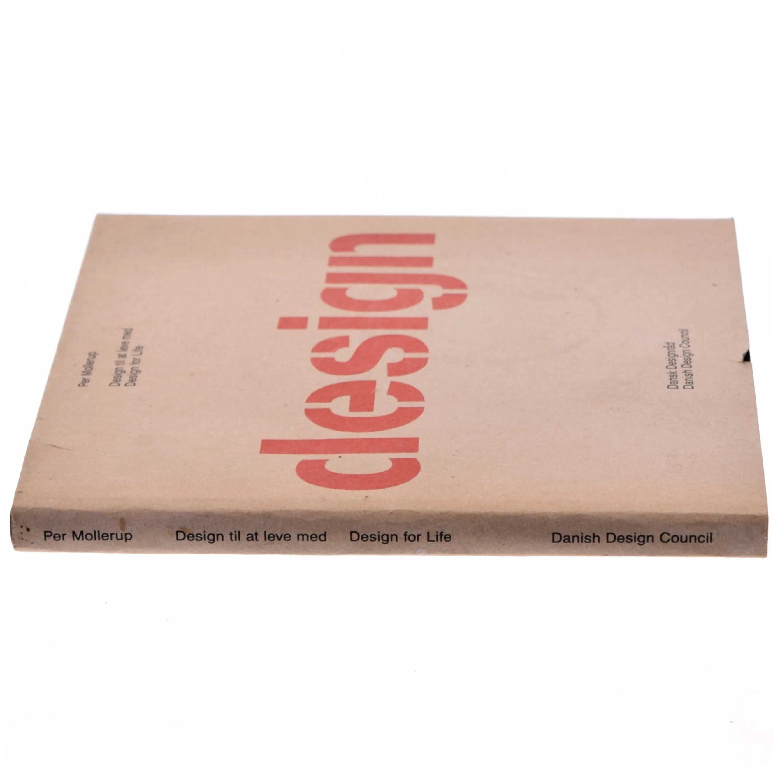 Per Mollerup: Design til at leve med fra Dansk Designråd