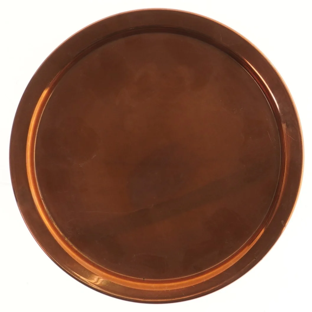 Rundt dekorativt fad (str. Ø 21 cm)