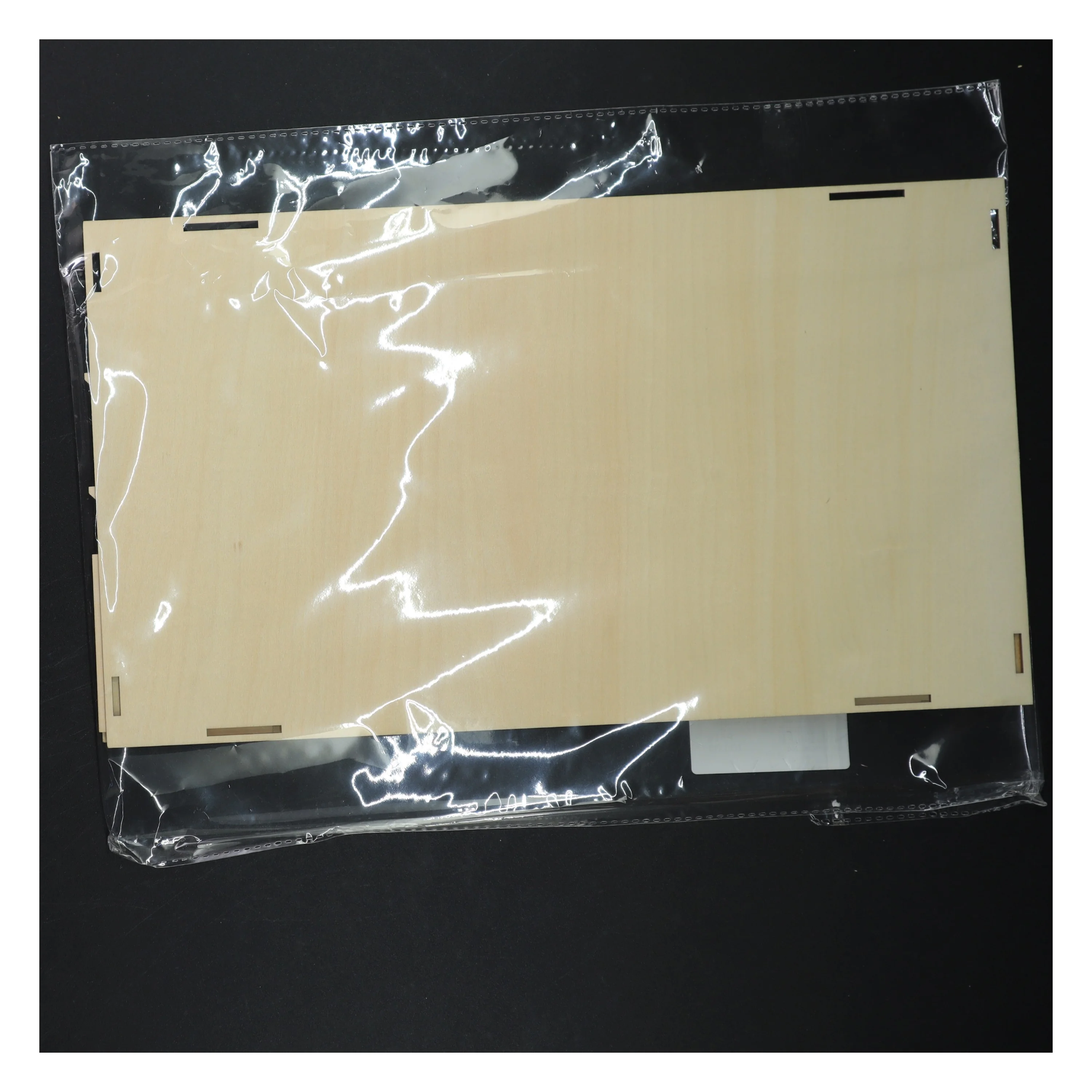 Uåbnet Eid Mubarak trækalenda (str. 35x20 cm)